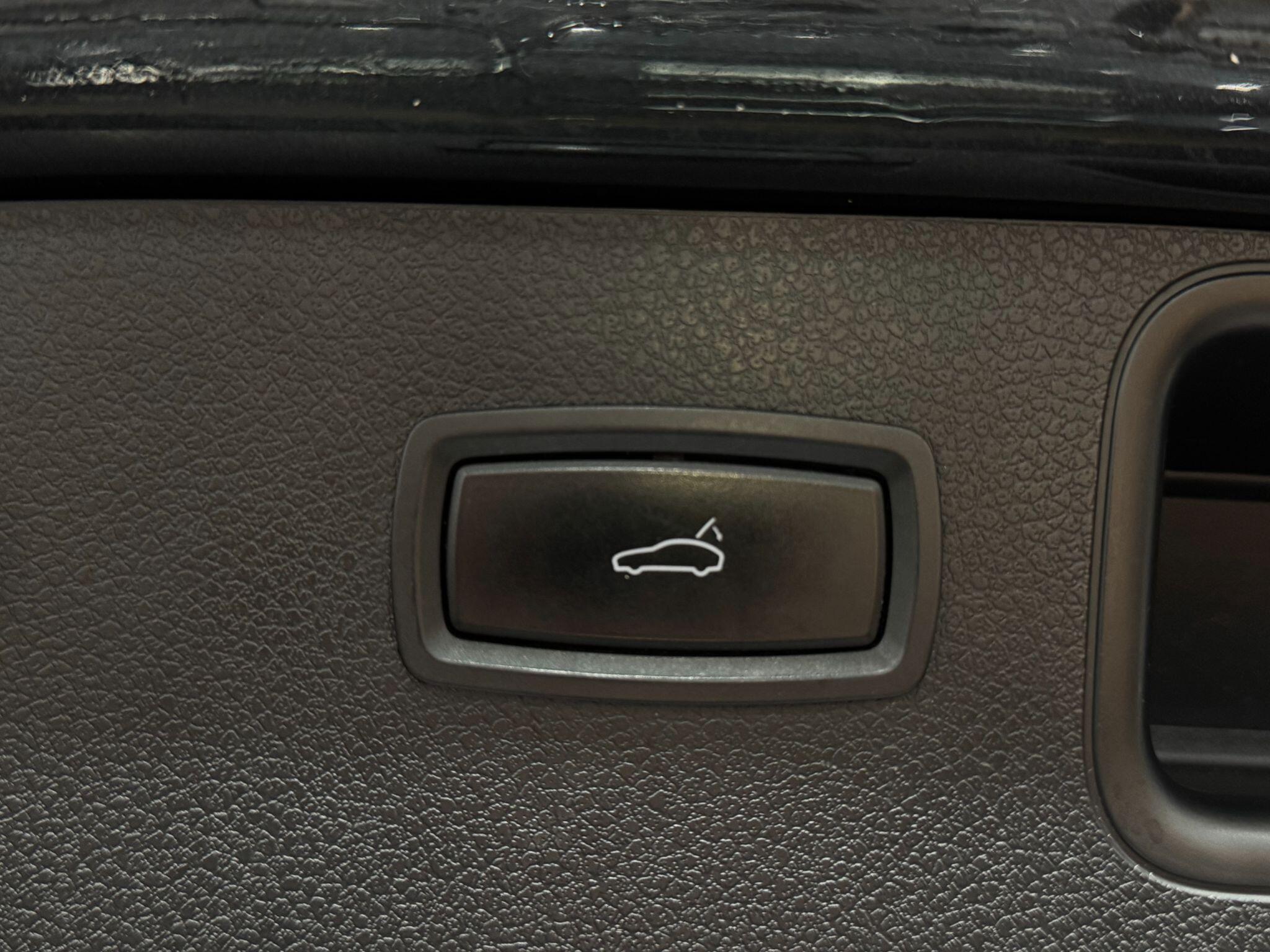 Porsche Macan view 71