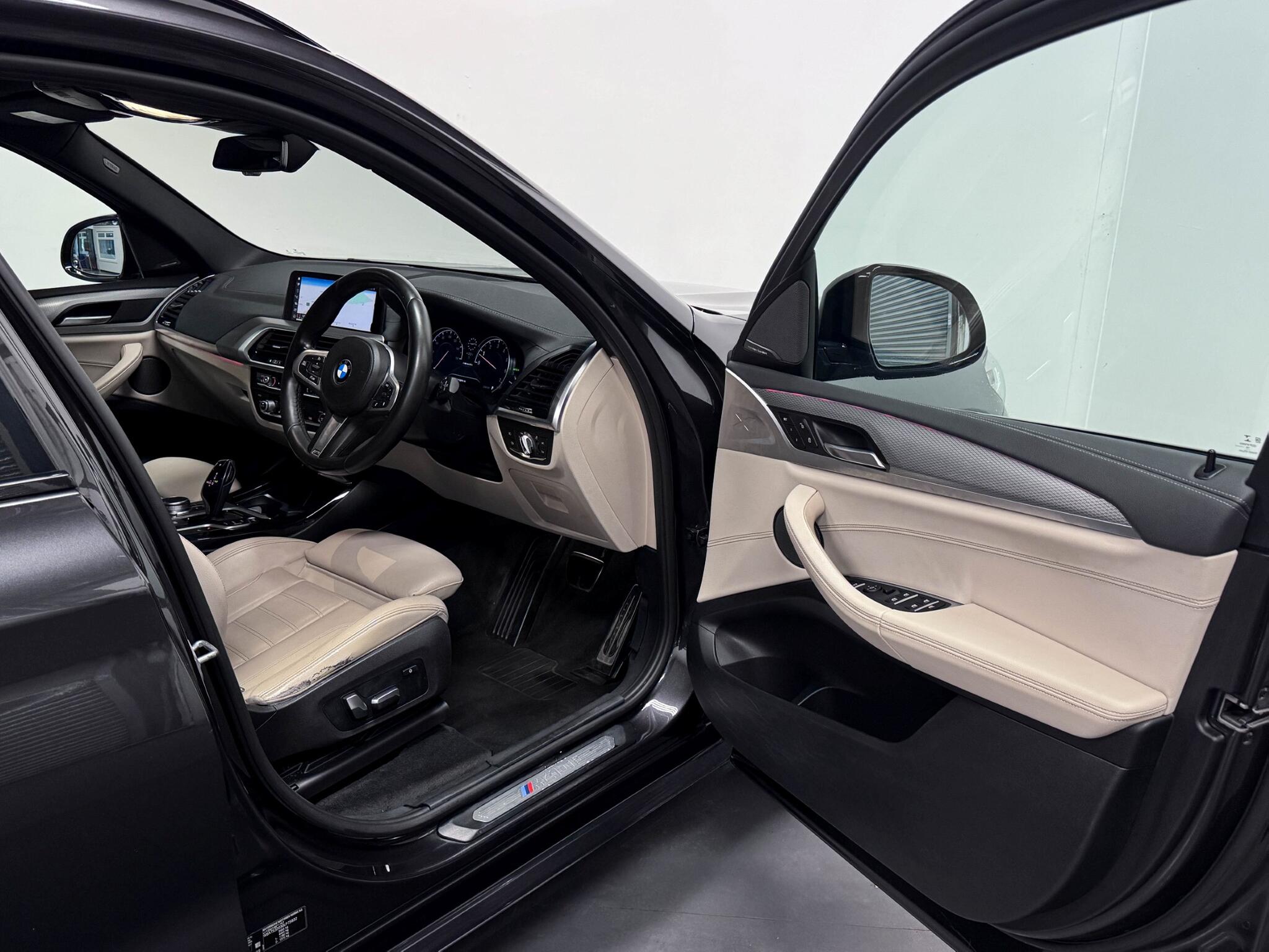 BMW X3 view 23