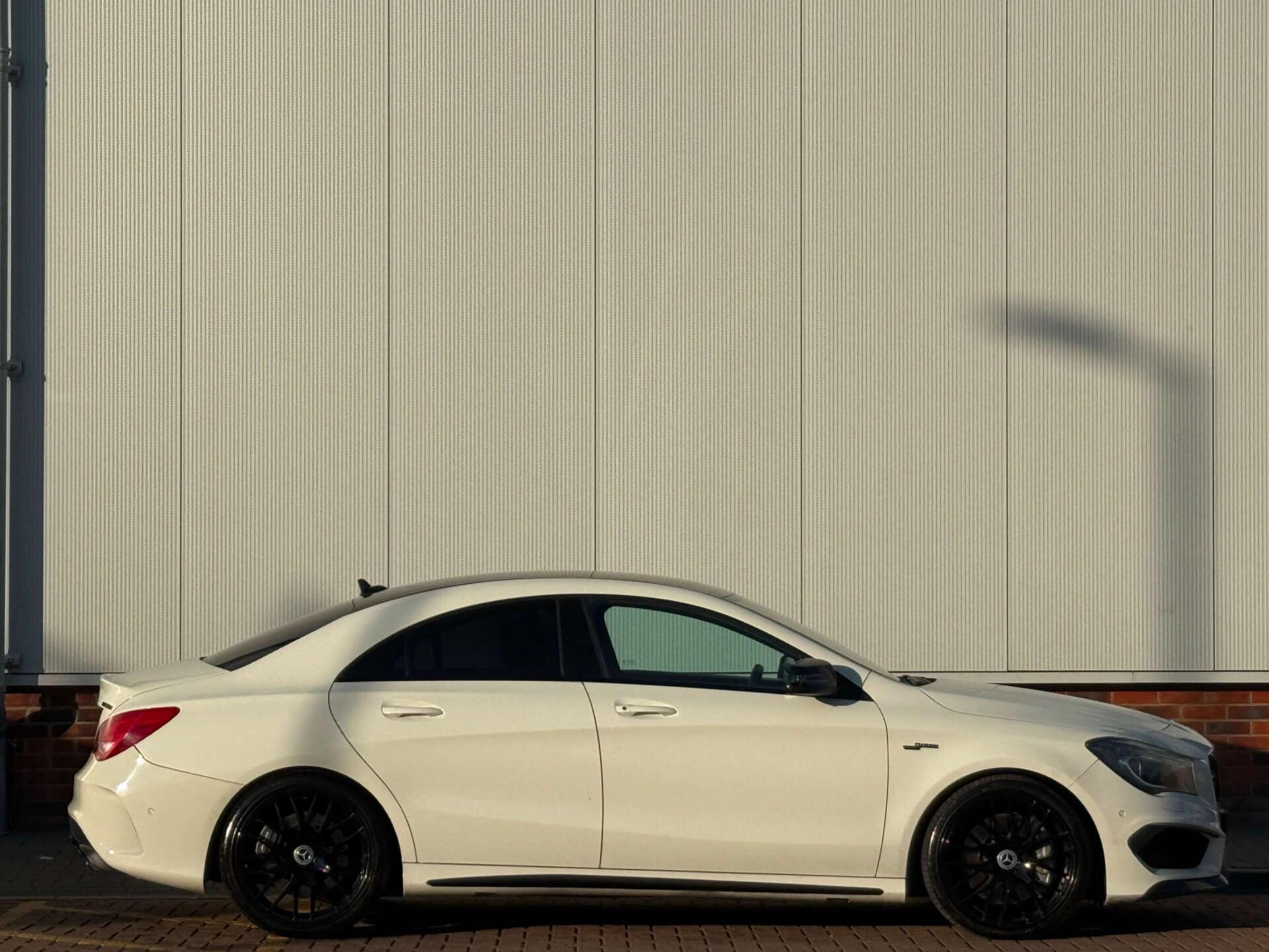 Mercedes-Benz Cla view 10