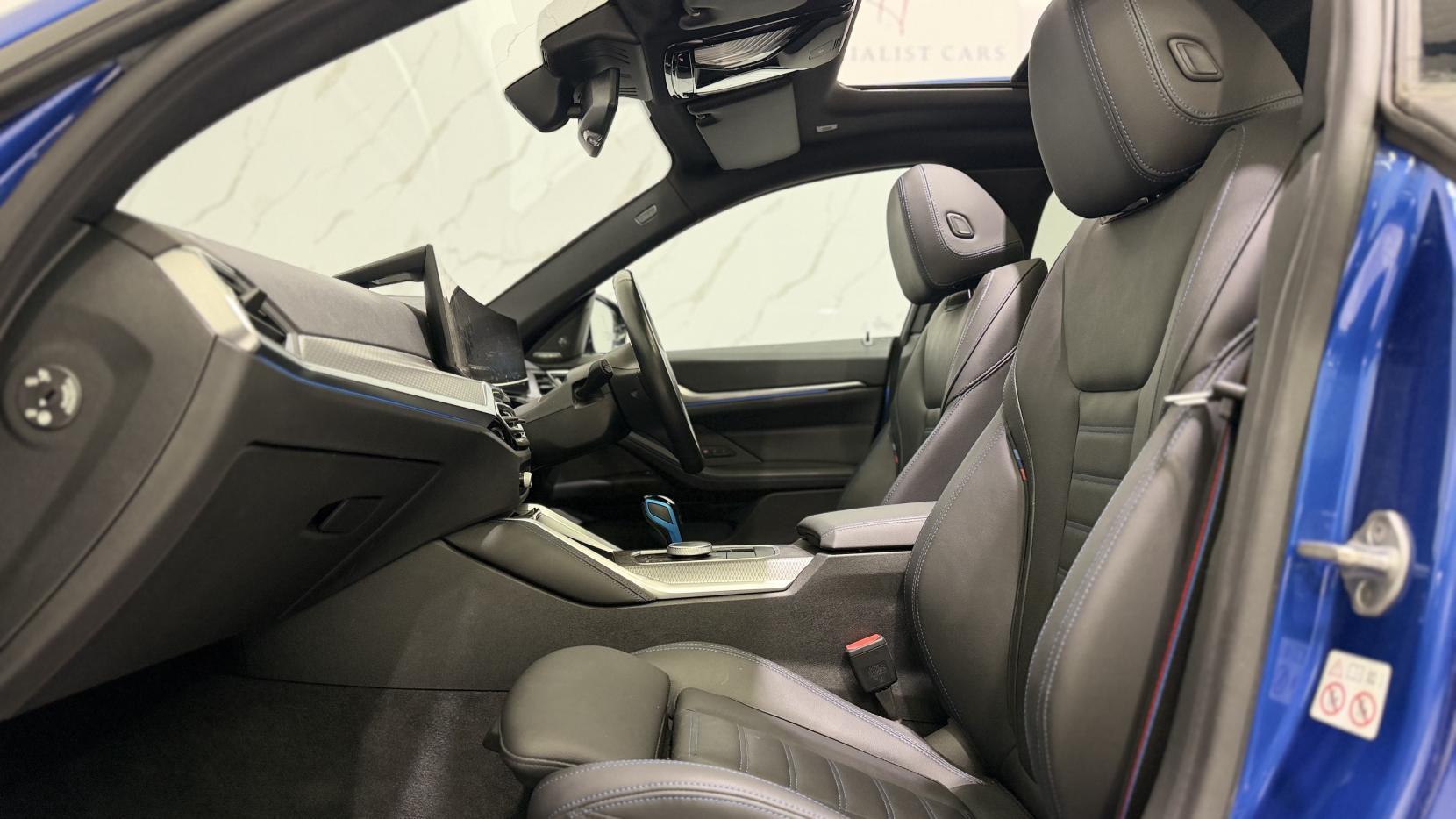 BMW i4 view 7