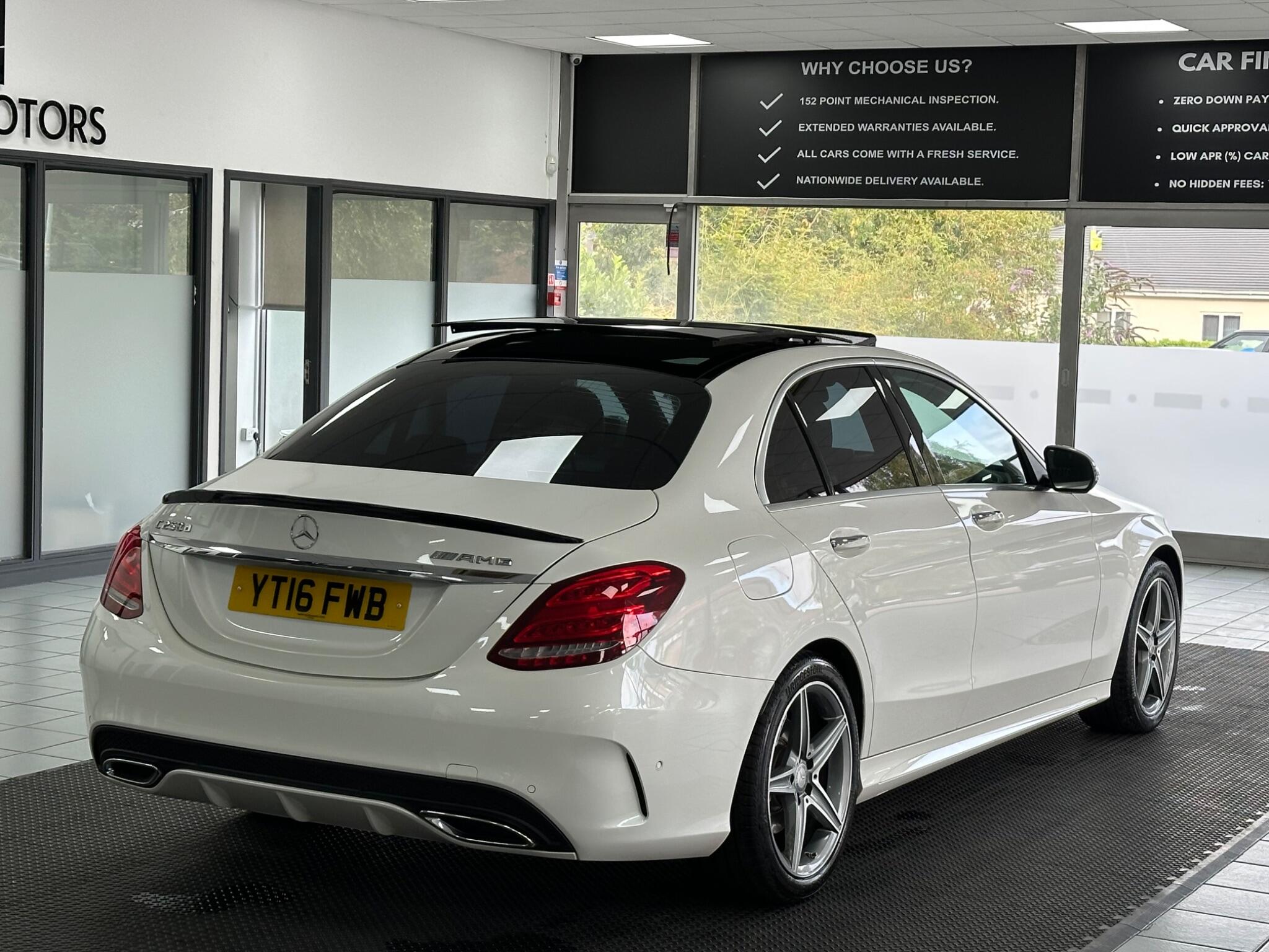 Mercedes-Benz C Class view 15