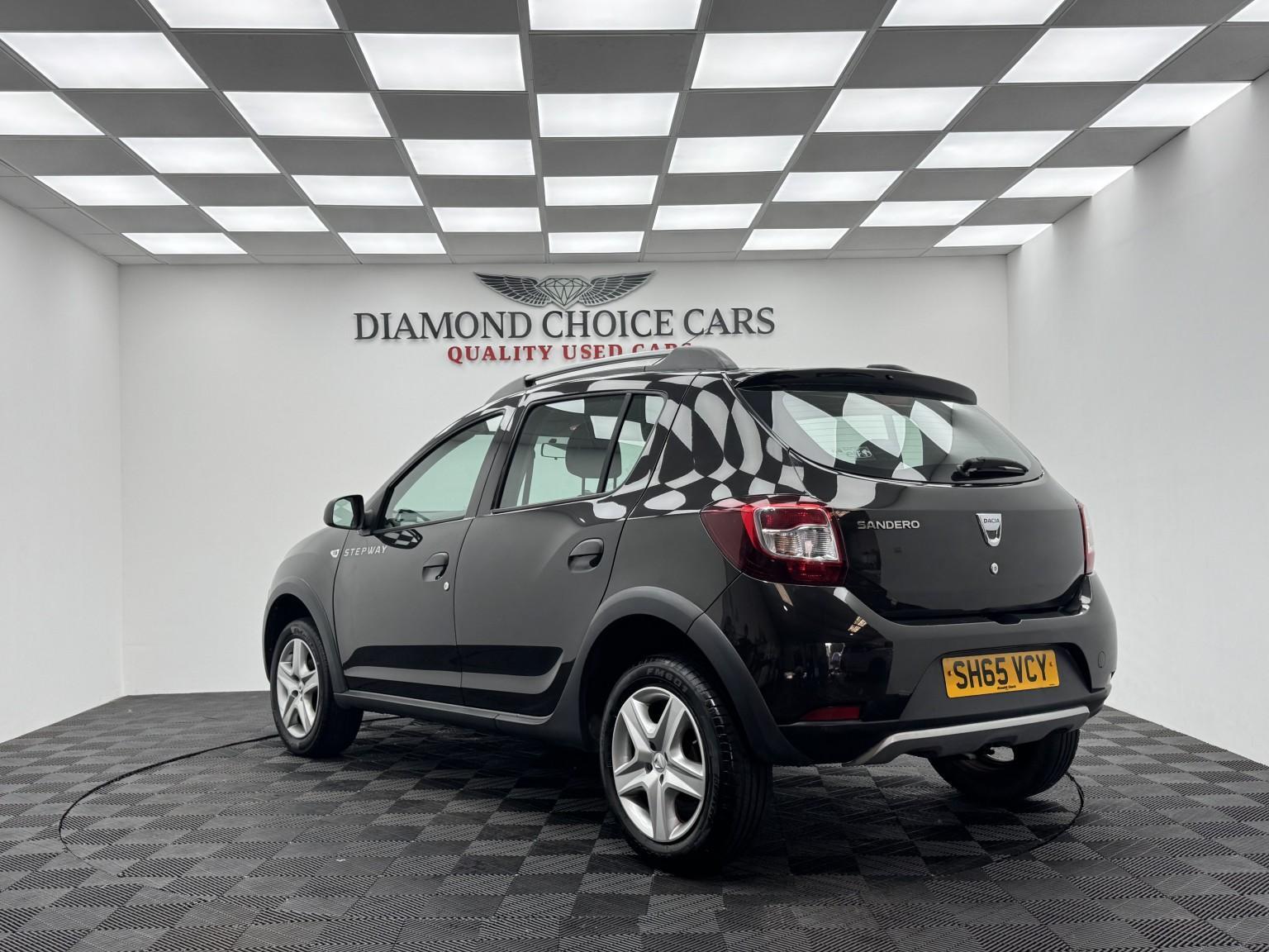 Dacia Sandero view 4