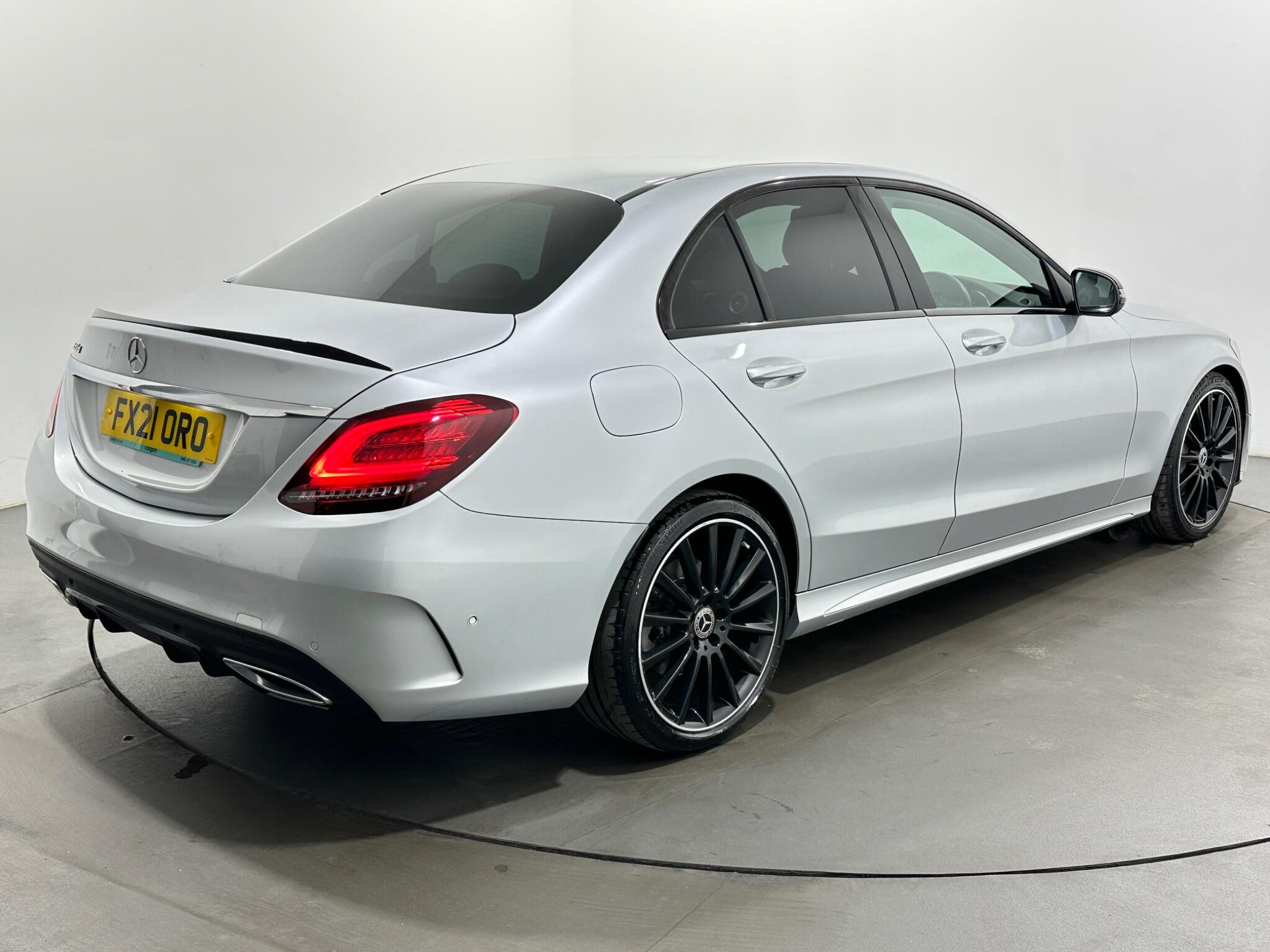 Mercedes-Benz C-Class view 53