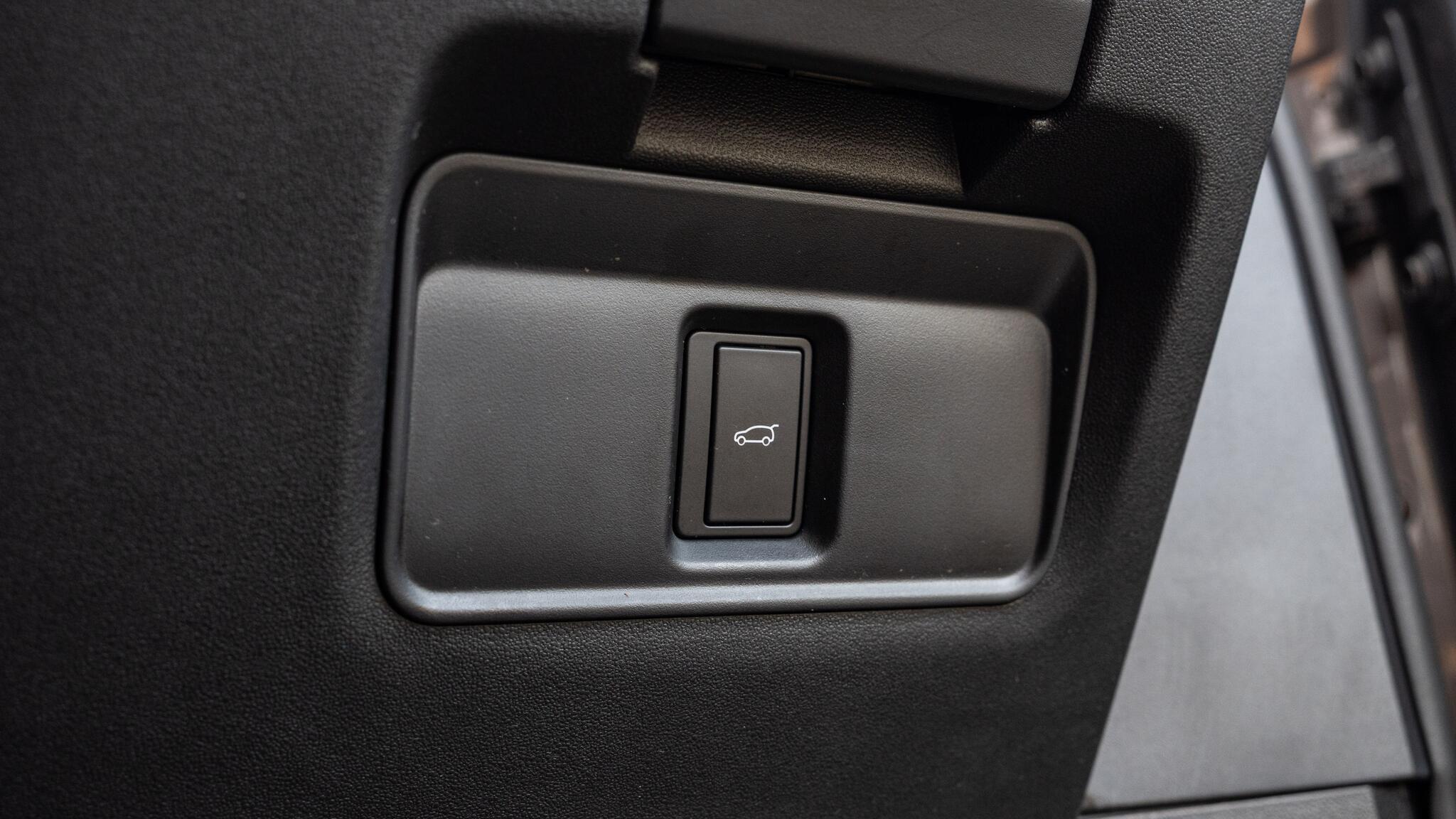 Land Rover Range Rover Evoque view 73