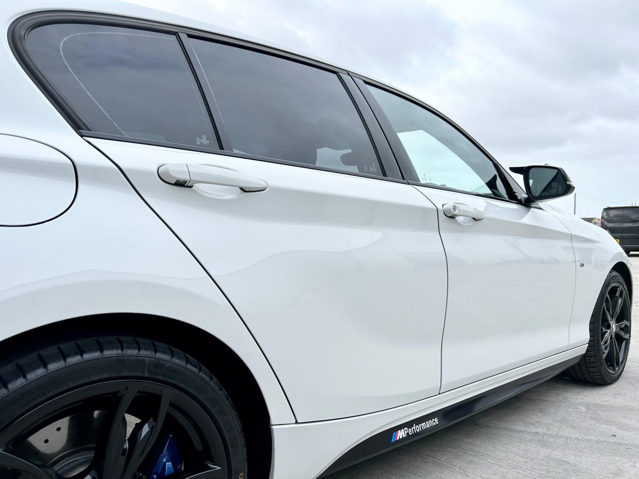 BMW 1 Series view 9