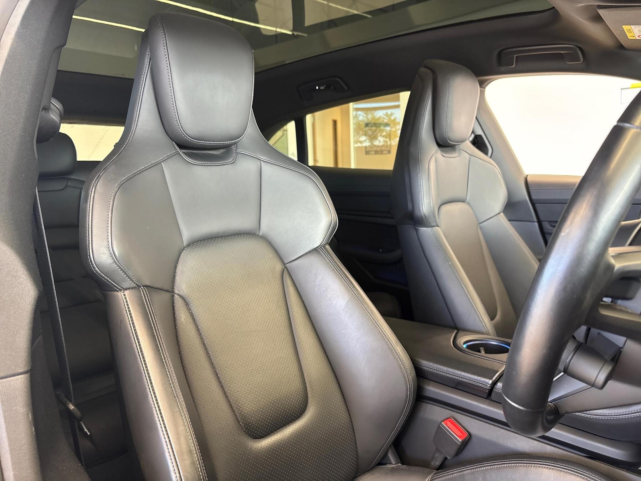 Porsche Taycan view 14