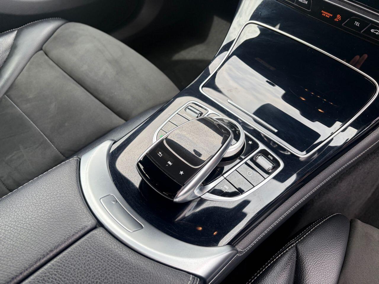 Mercedes-Benz GLC view 30