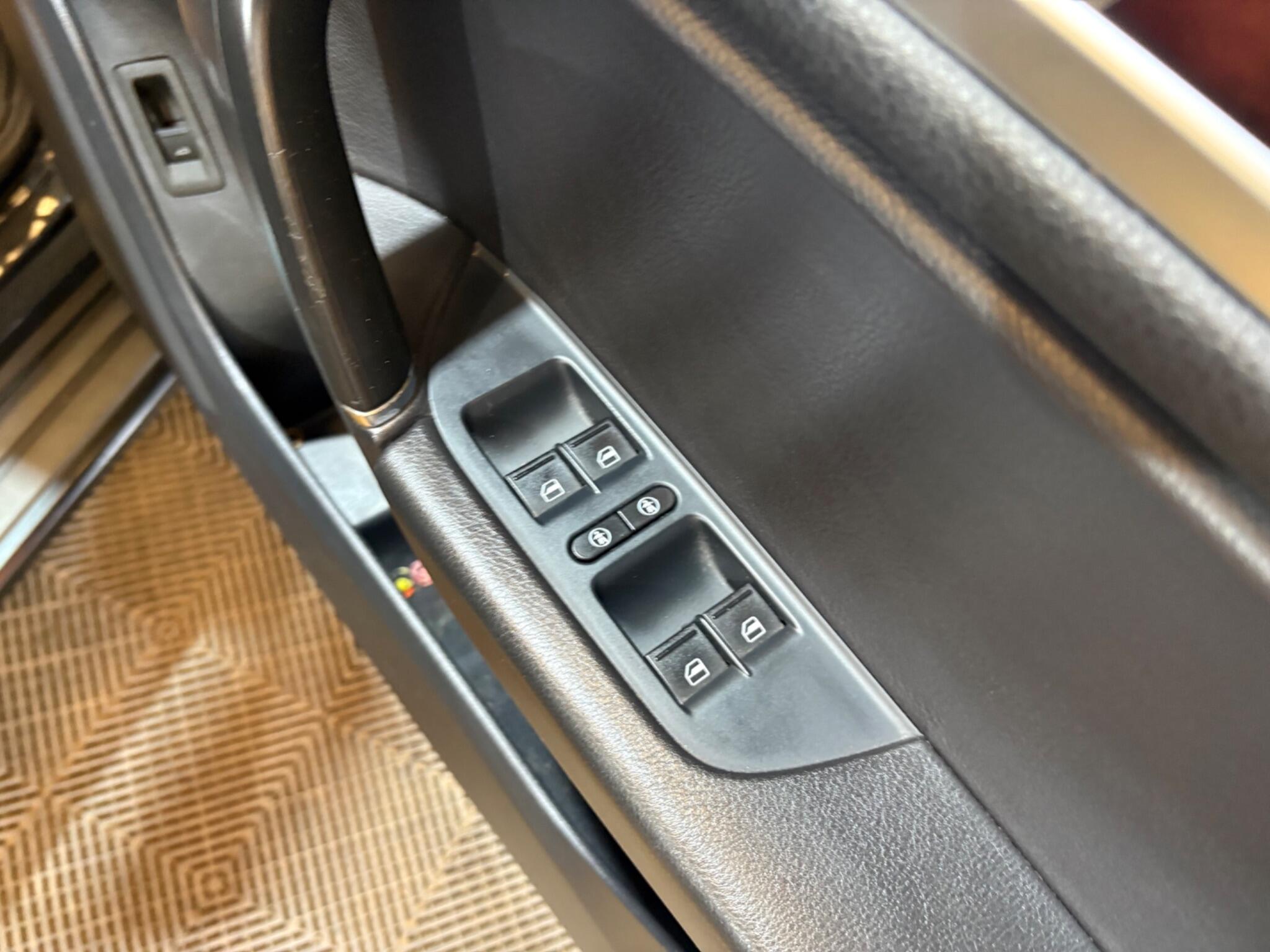 Volkswagen Touareg view 37