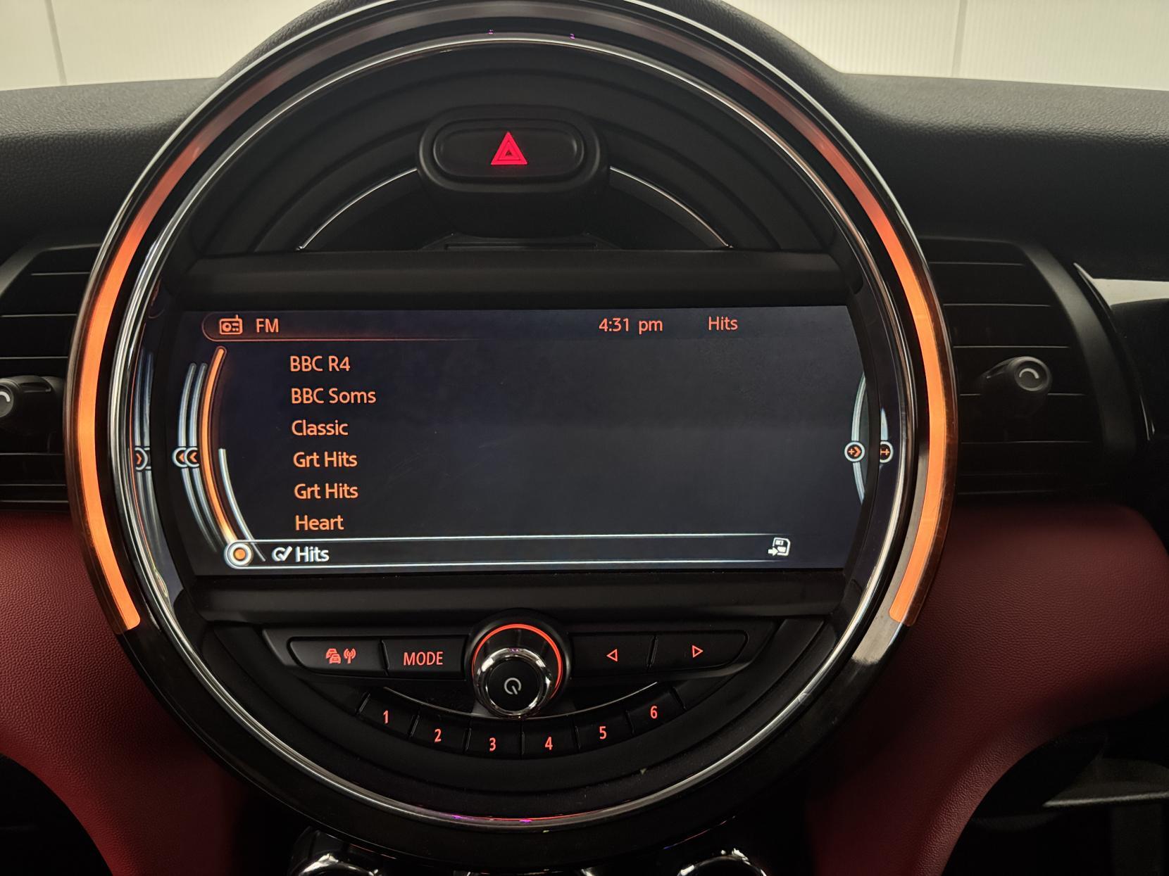 Mini Cooper view 72
