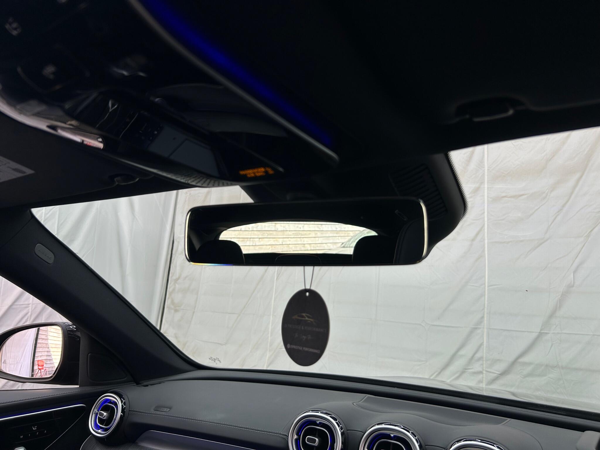 Mercedes-Benz C-Class view 9