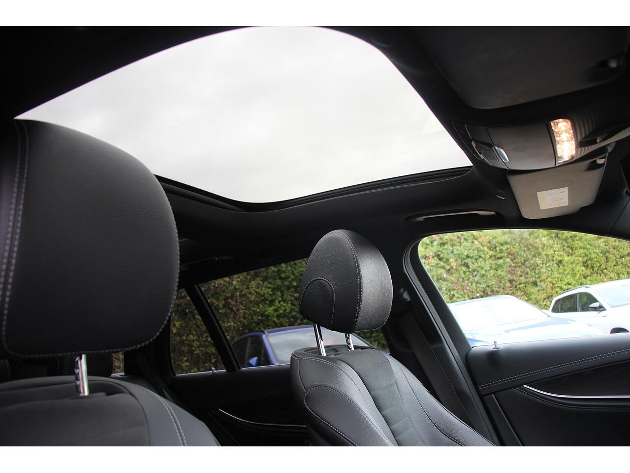 Mercedes-Benz E Class view 21