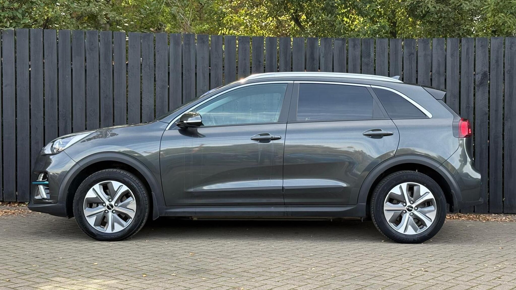 Kia Niro view 5