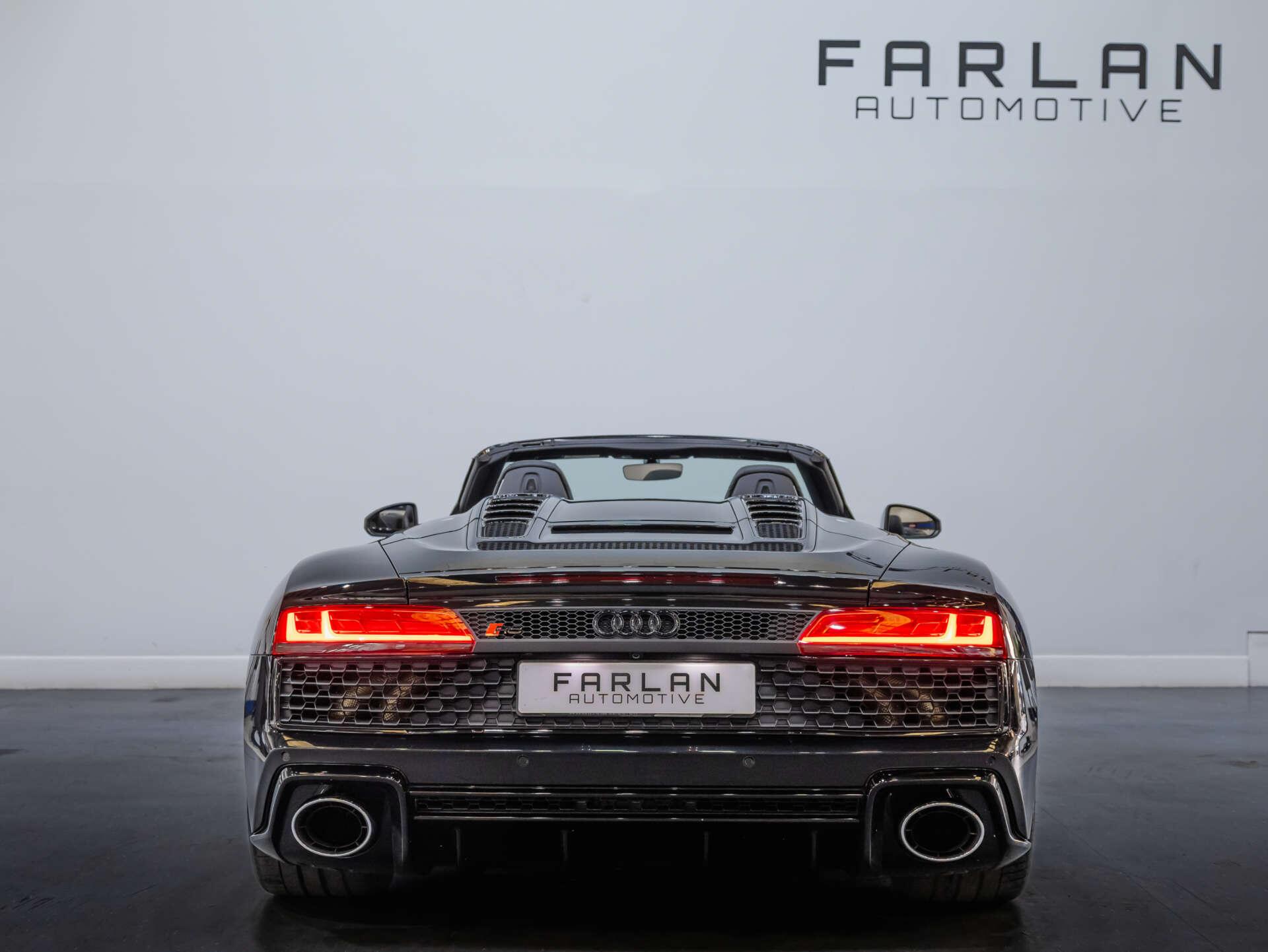 Audi R8 view 39