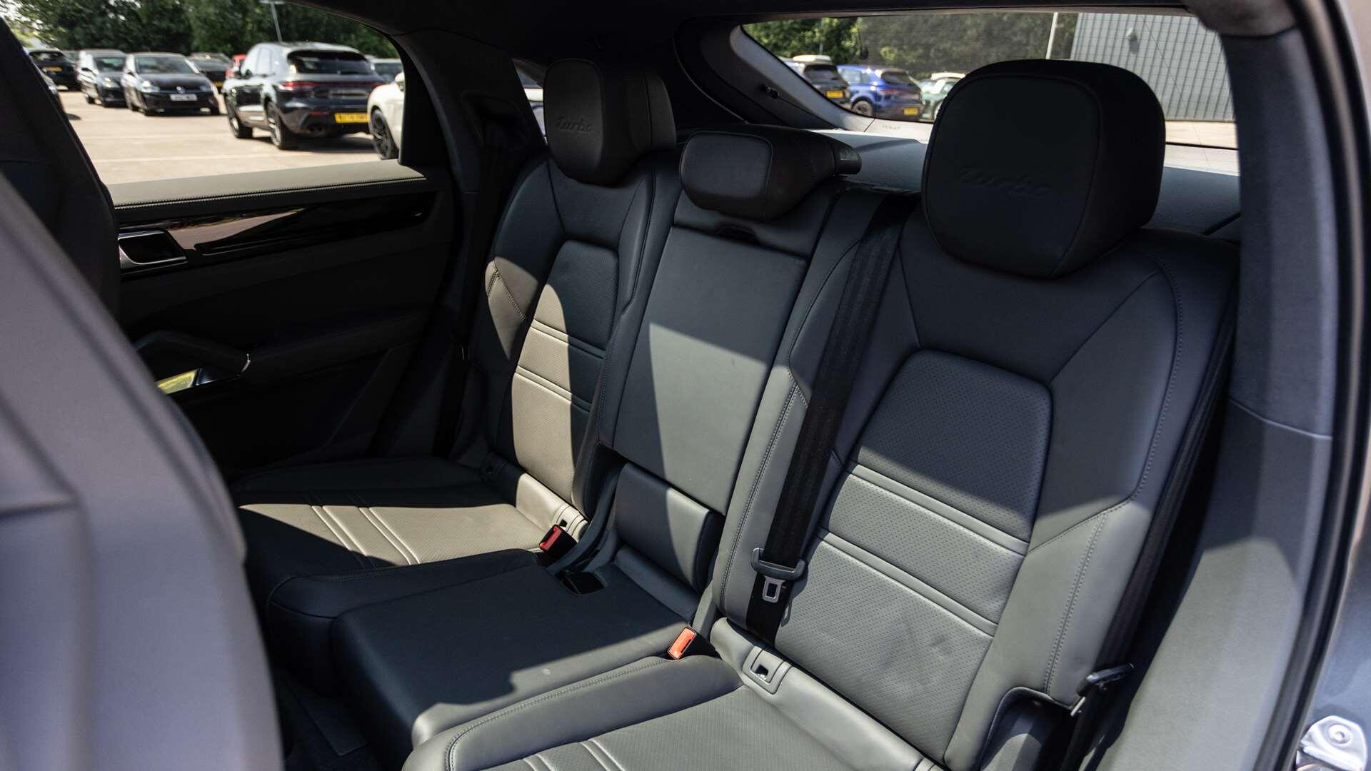 Porsche Cayenne view 17