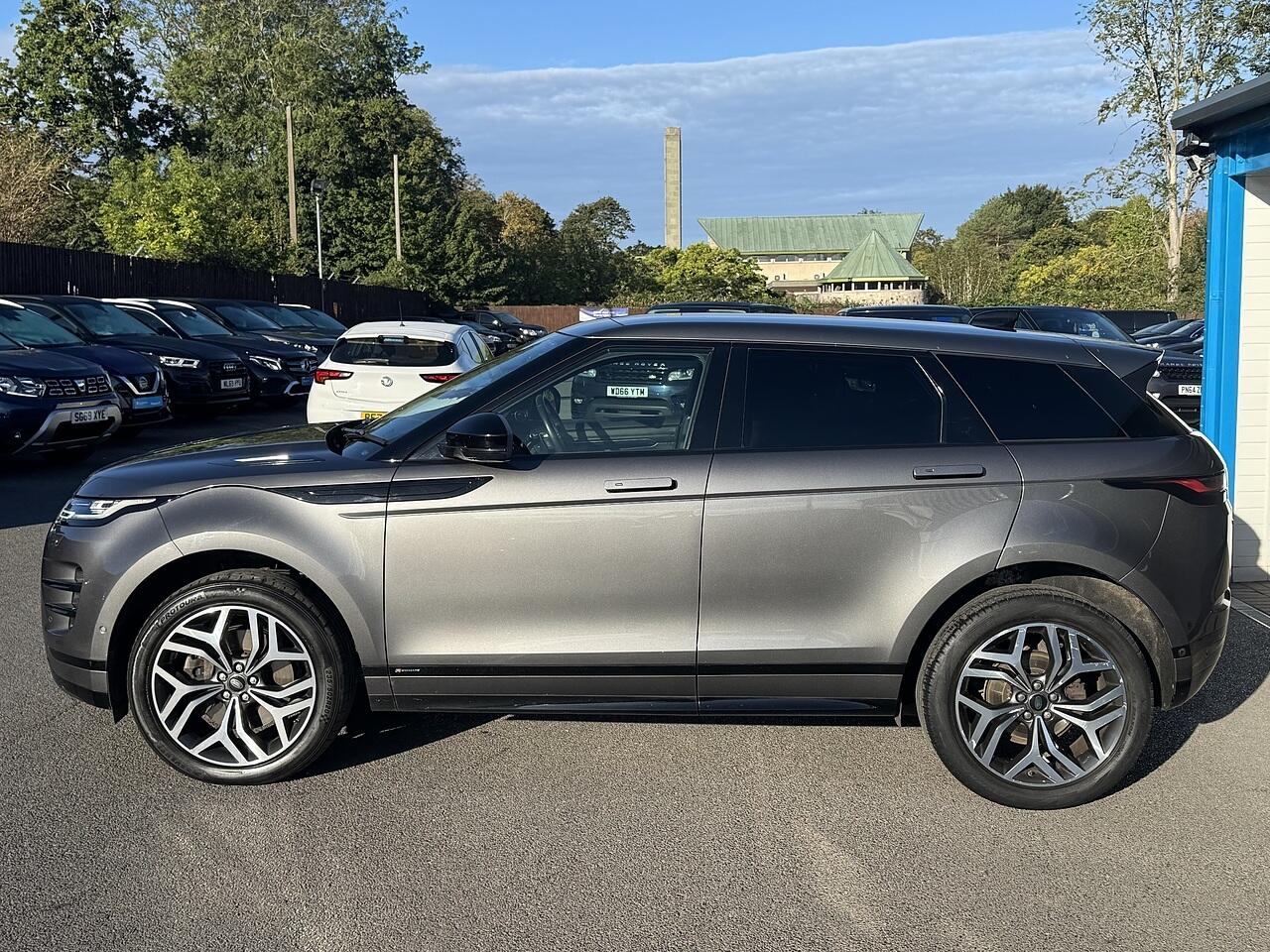 Land Rover Range Rover Evoque view 9