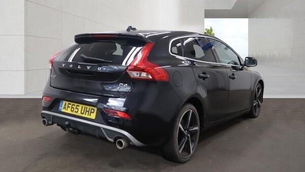 Volvo V40 view 2
