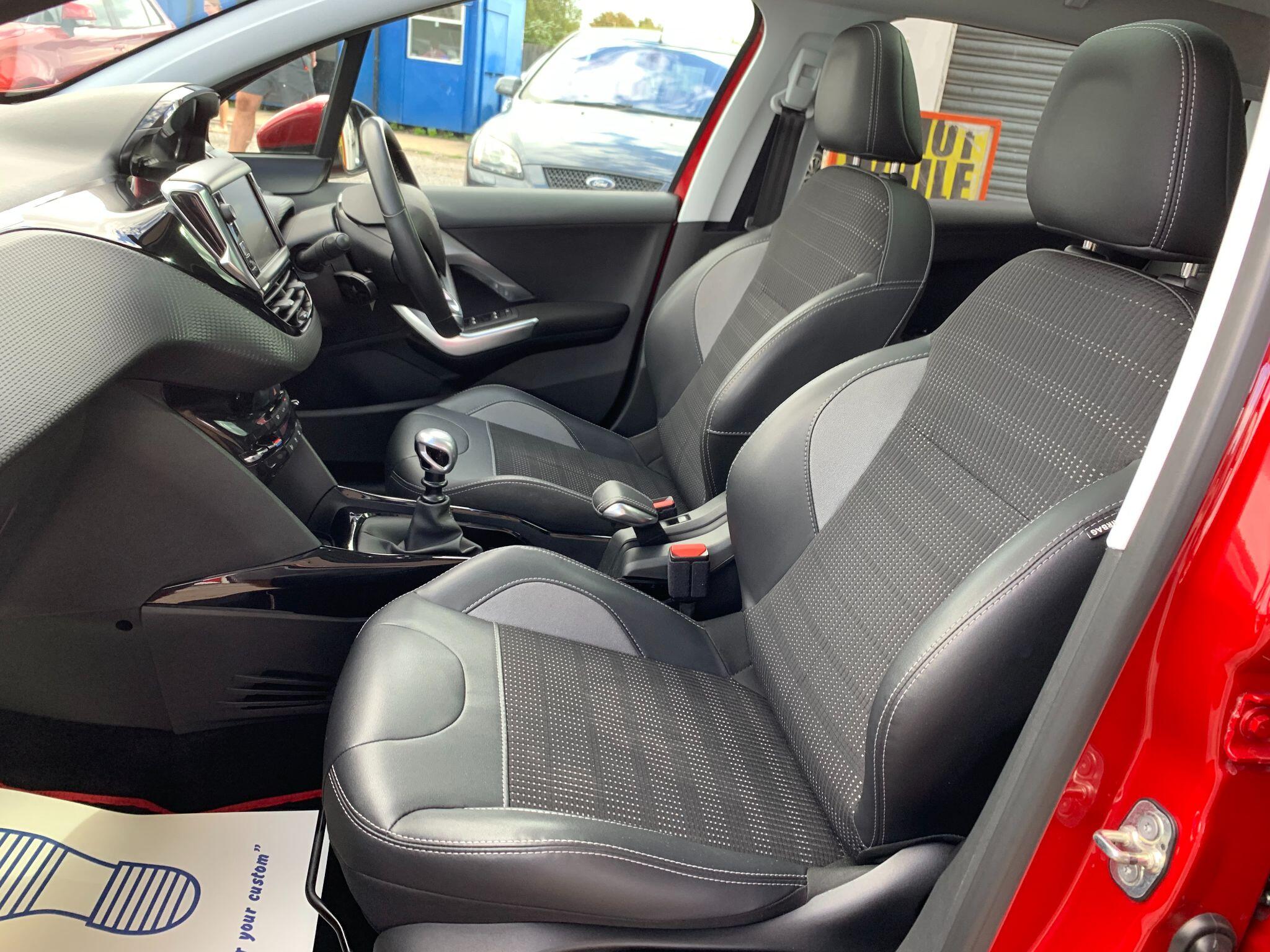 Peugeot 2008 view 23