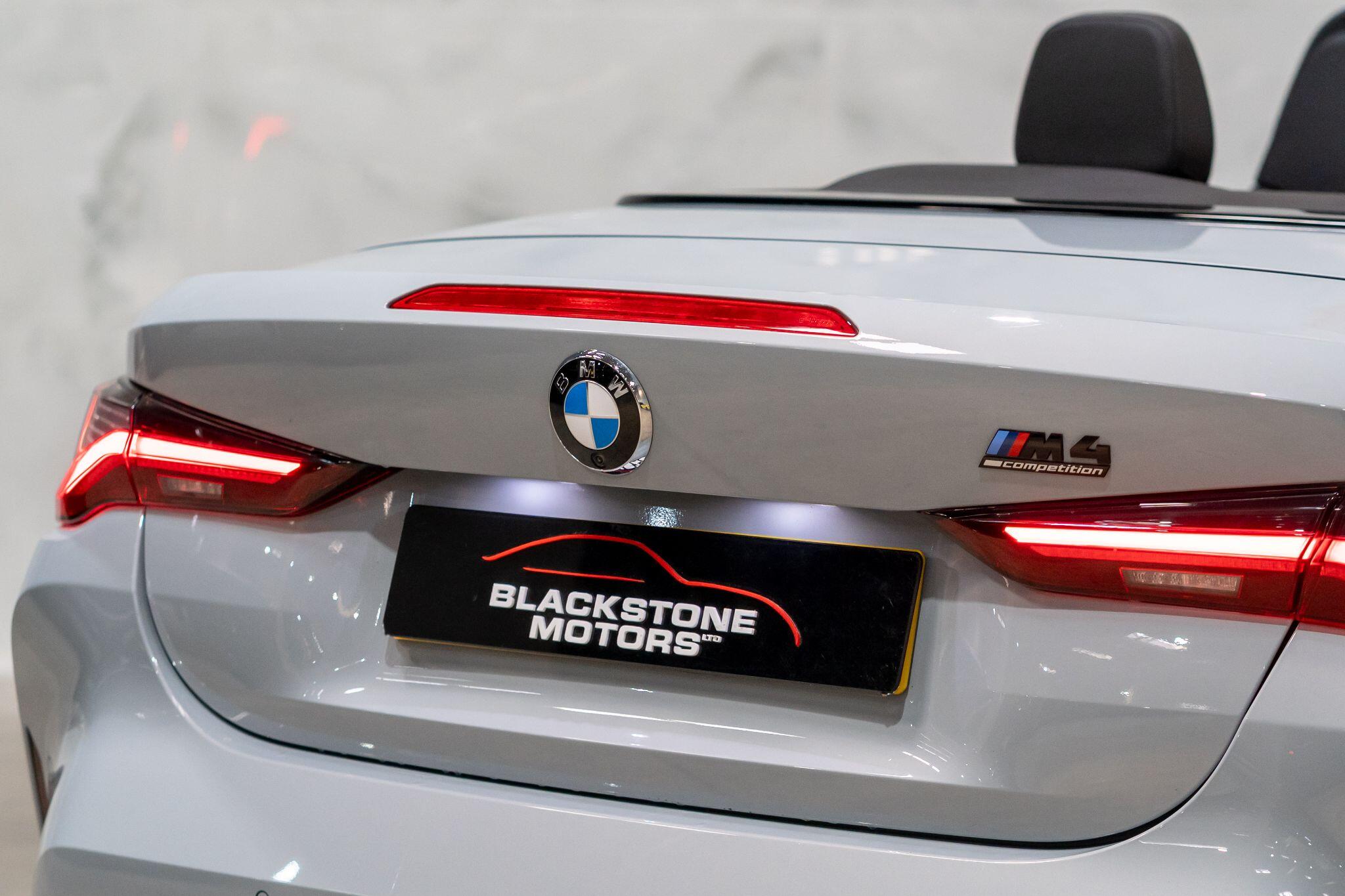 BMW M4 view 39