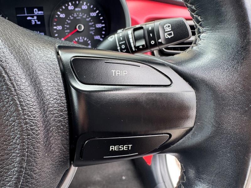 Kia Rio view 26