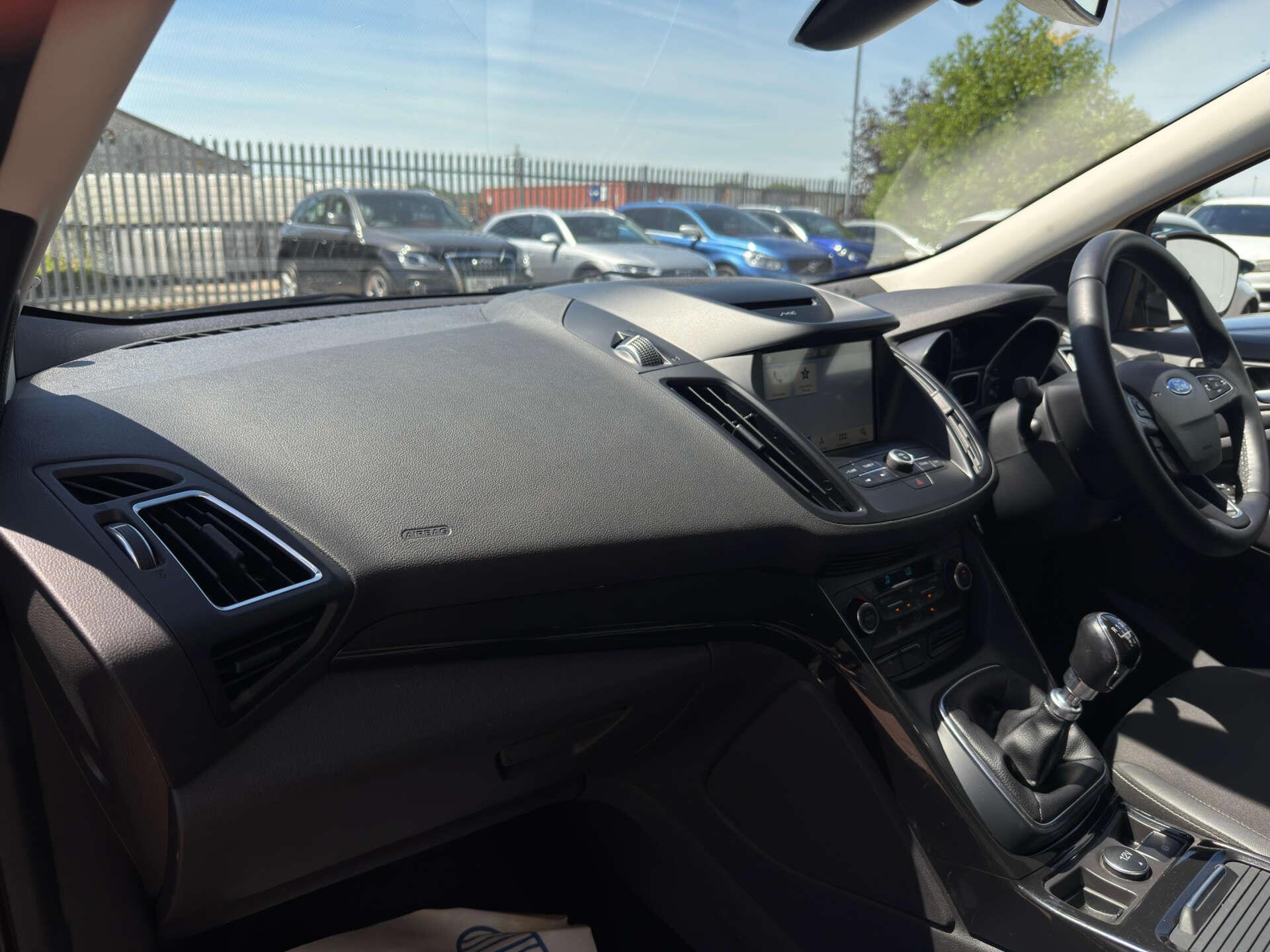 Ford Kuga view 42