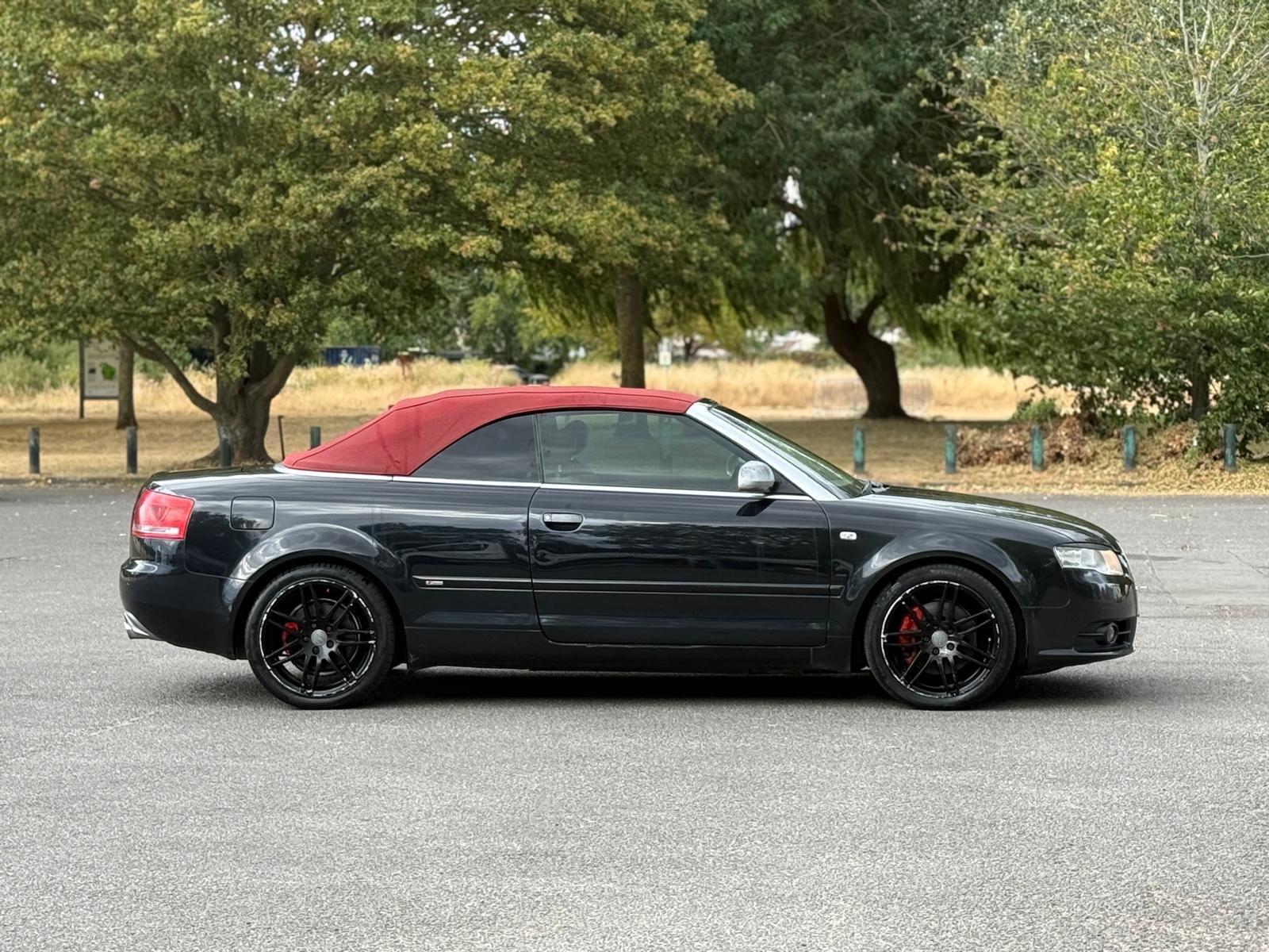 Audi A4 view 14