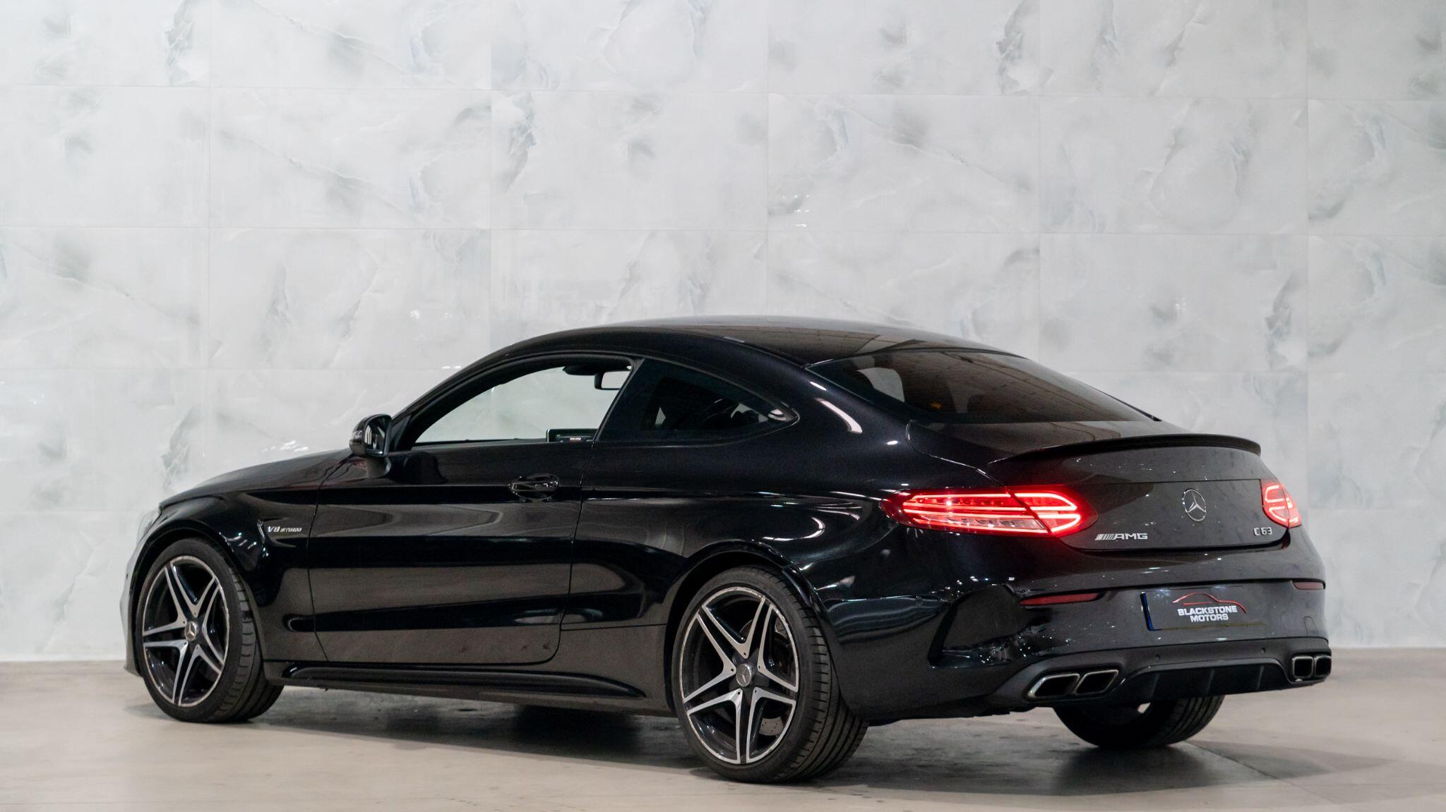 Mercedes-Benz C-Class view 5