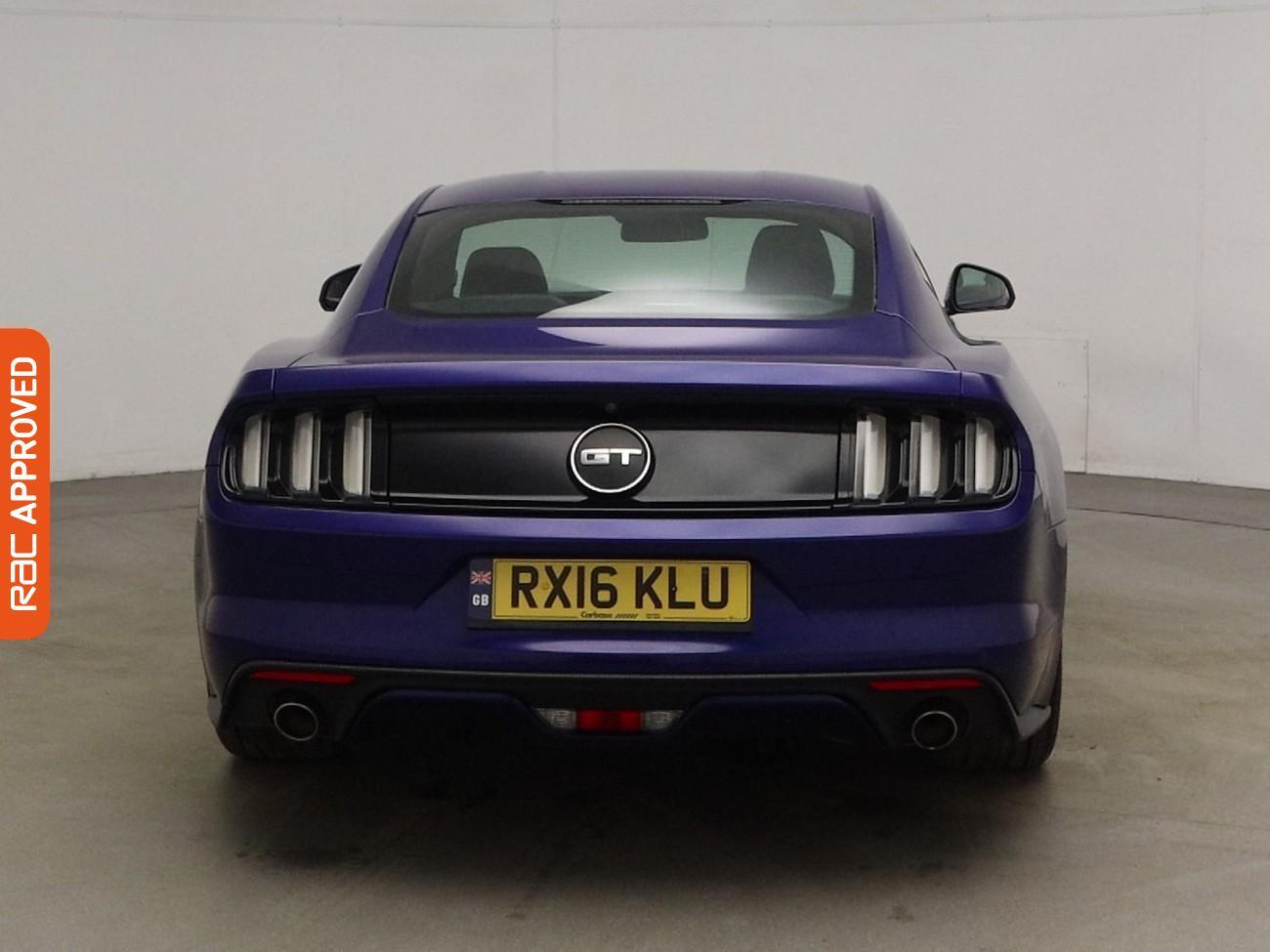 Ford Mustang view 8