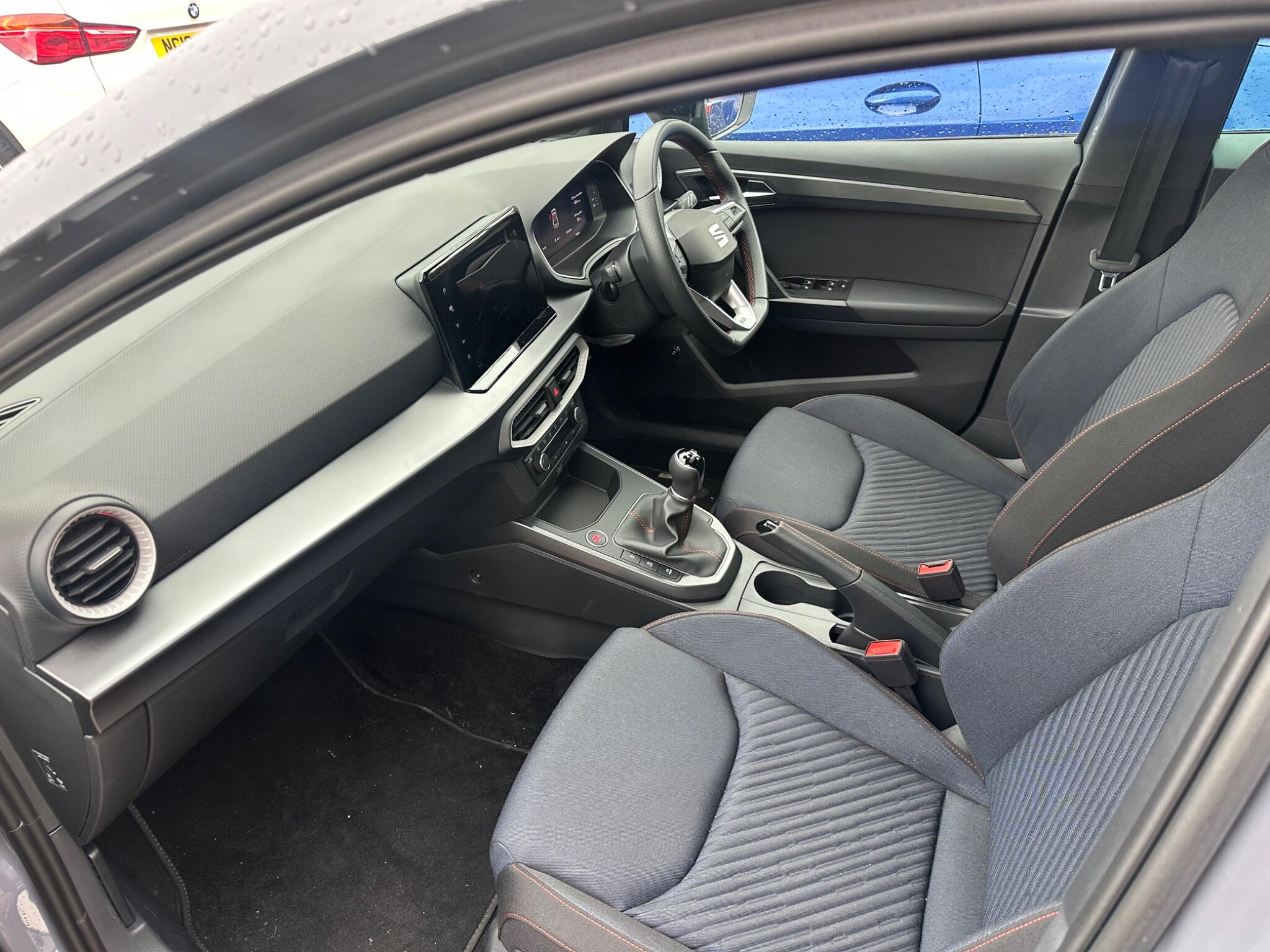 SEAT Ibiza view 16