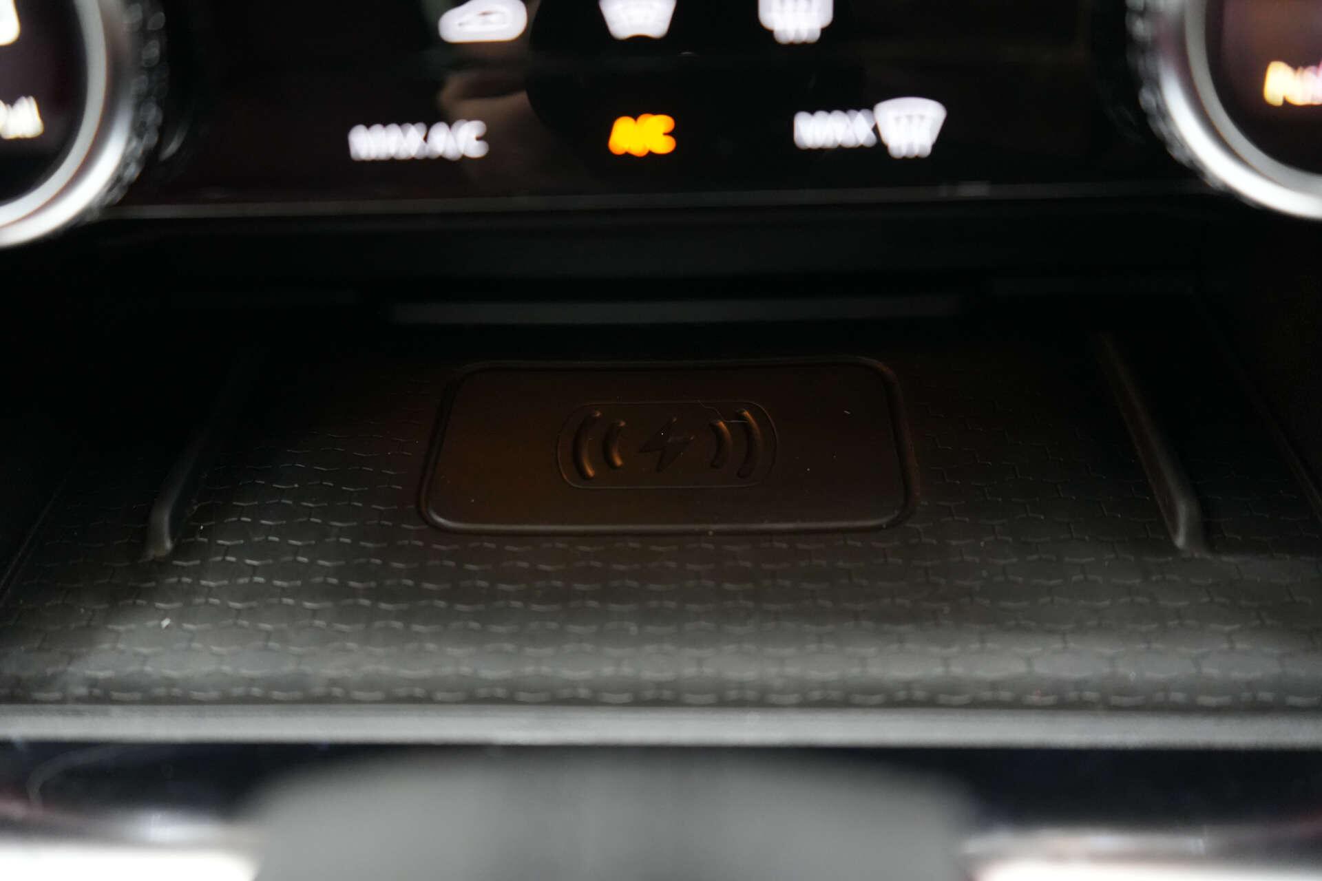 Jaguar F-Pace view 29