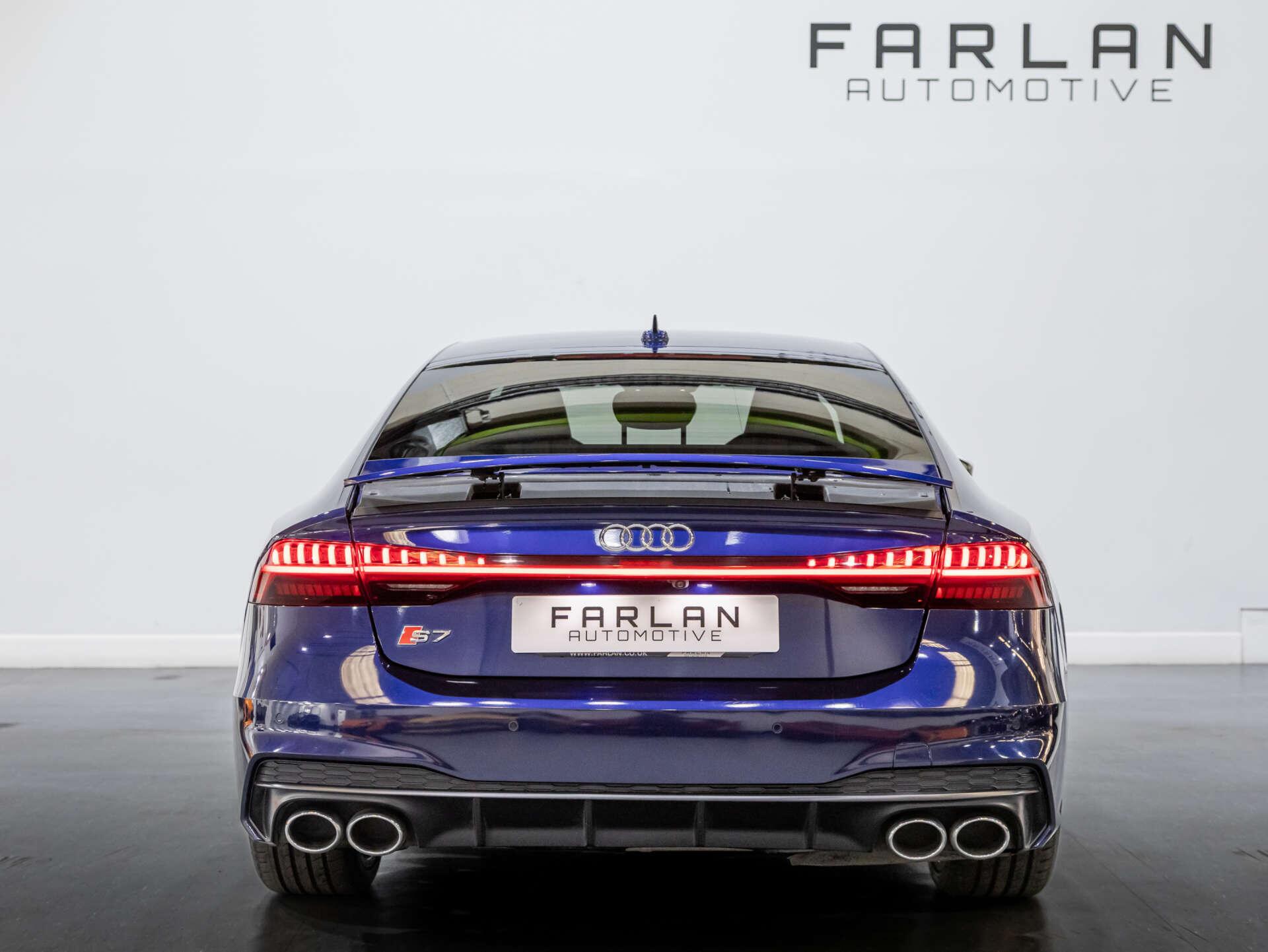 Audi S7 view 35