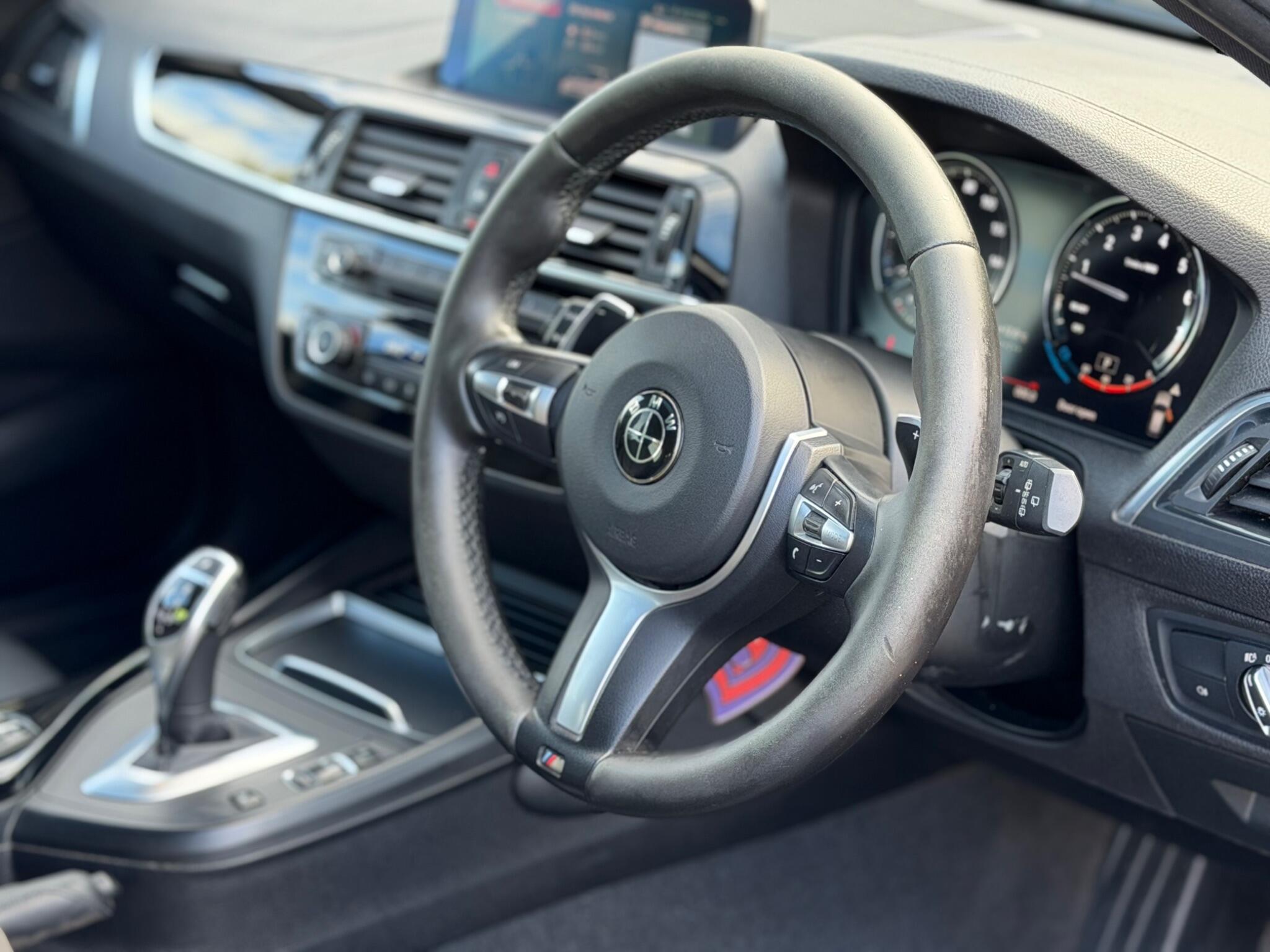 BMW 1 Series view 14