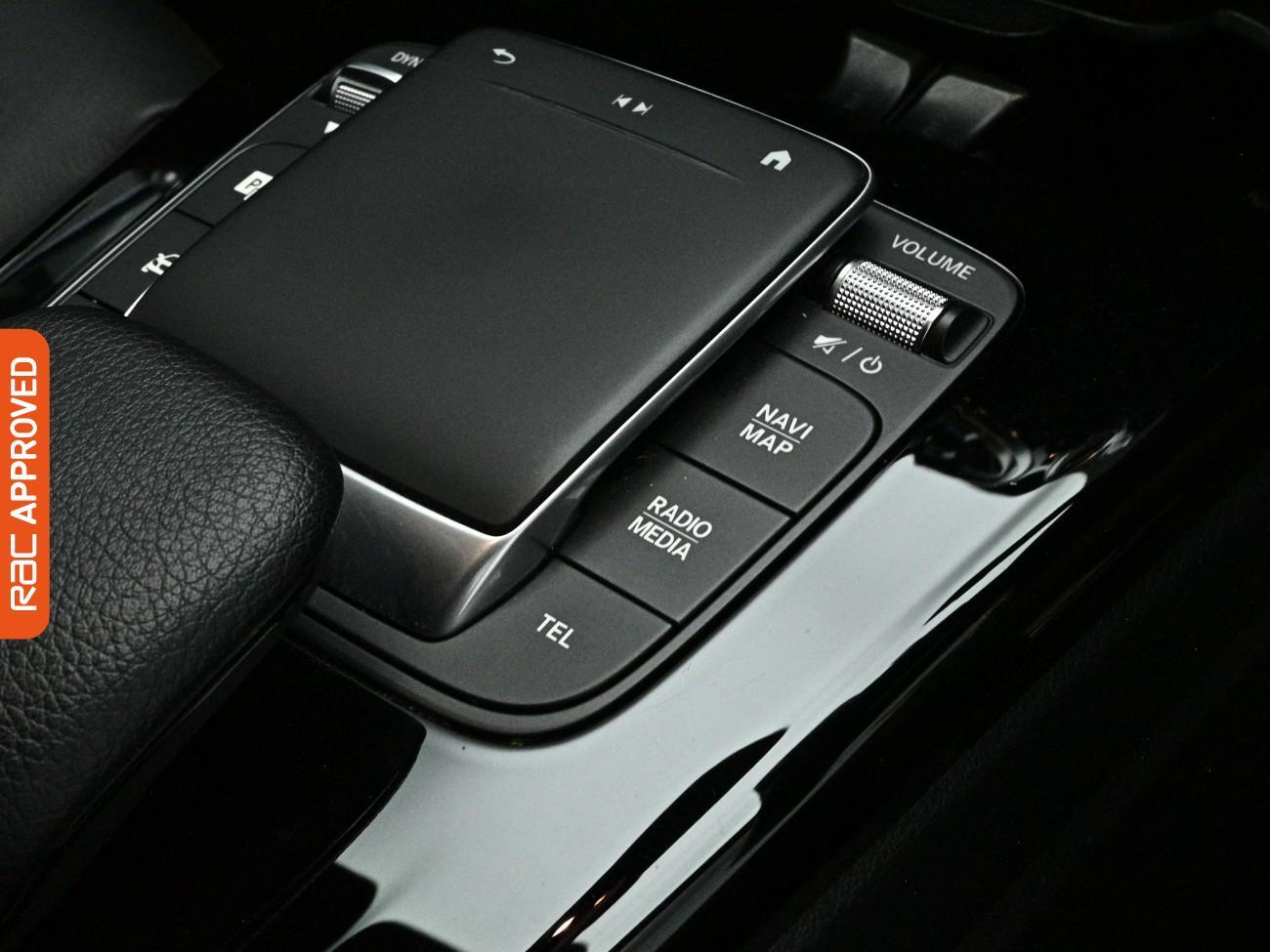 Mercedes-Benz Cla view 17