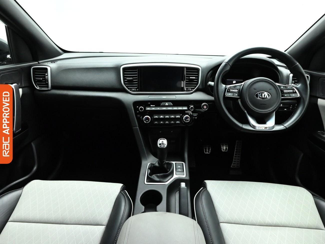 Kia Sportage view 2
