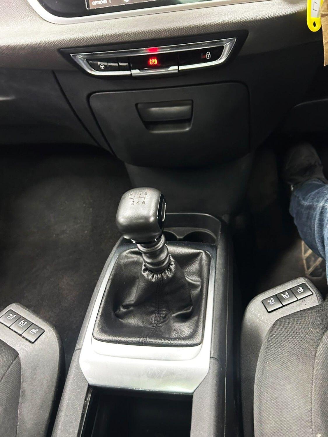 Citroen Grand C4 Spacetourer view 16