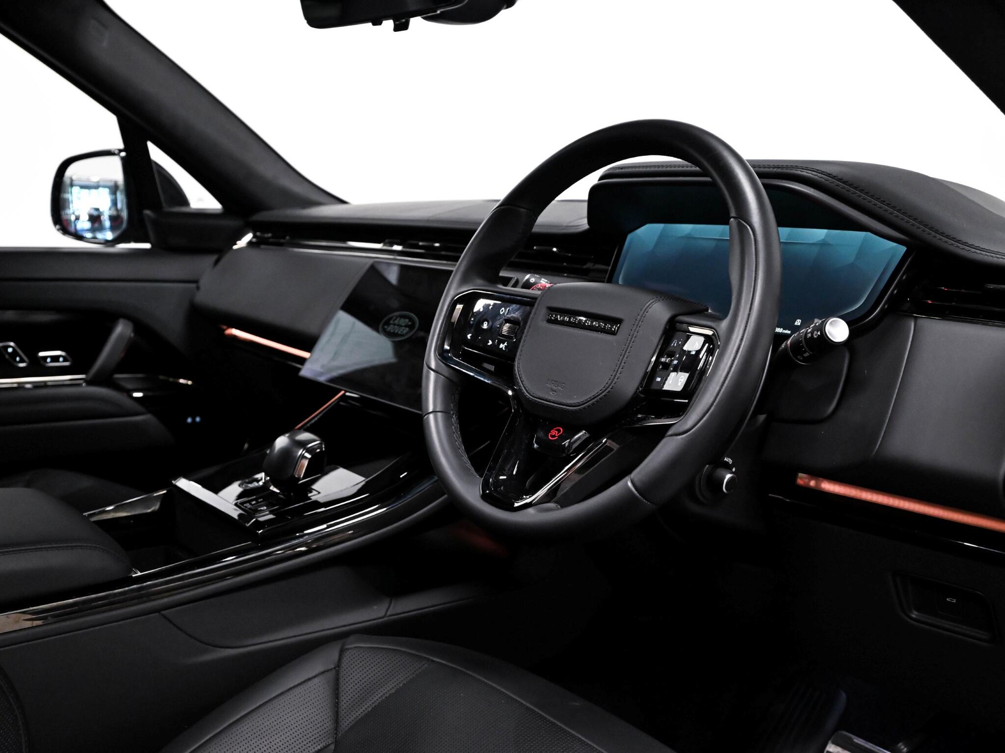 Land Rover Range Rover Sport view 9
