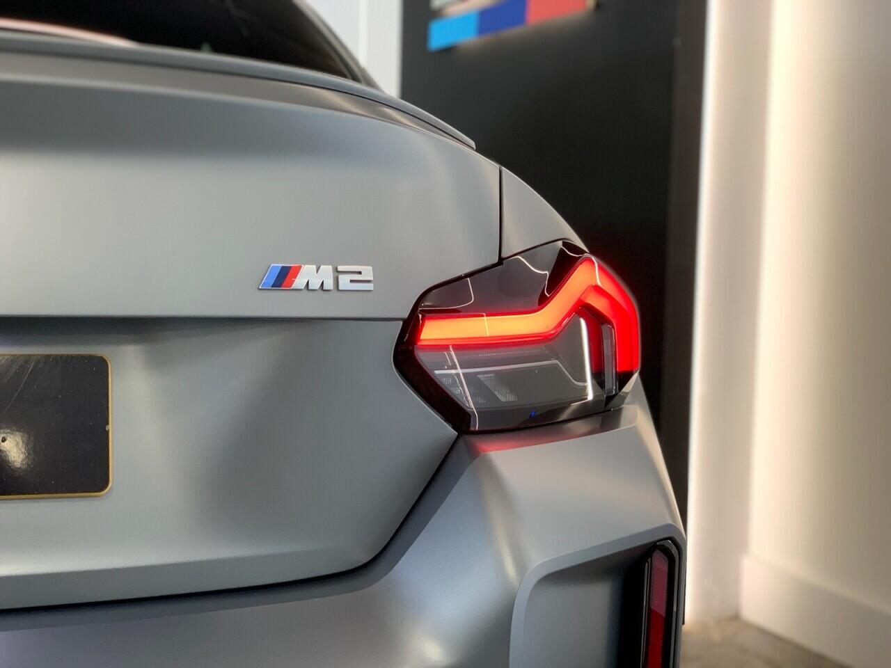 BMW M2 view 8