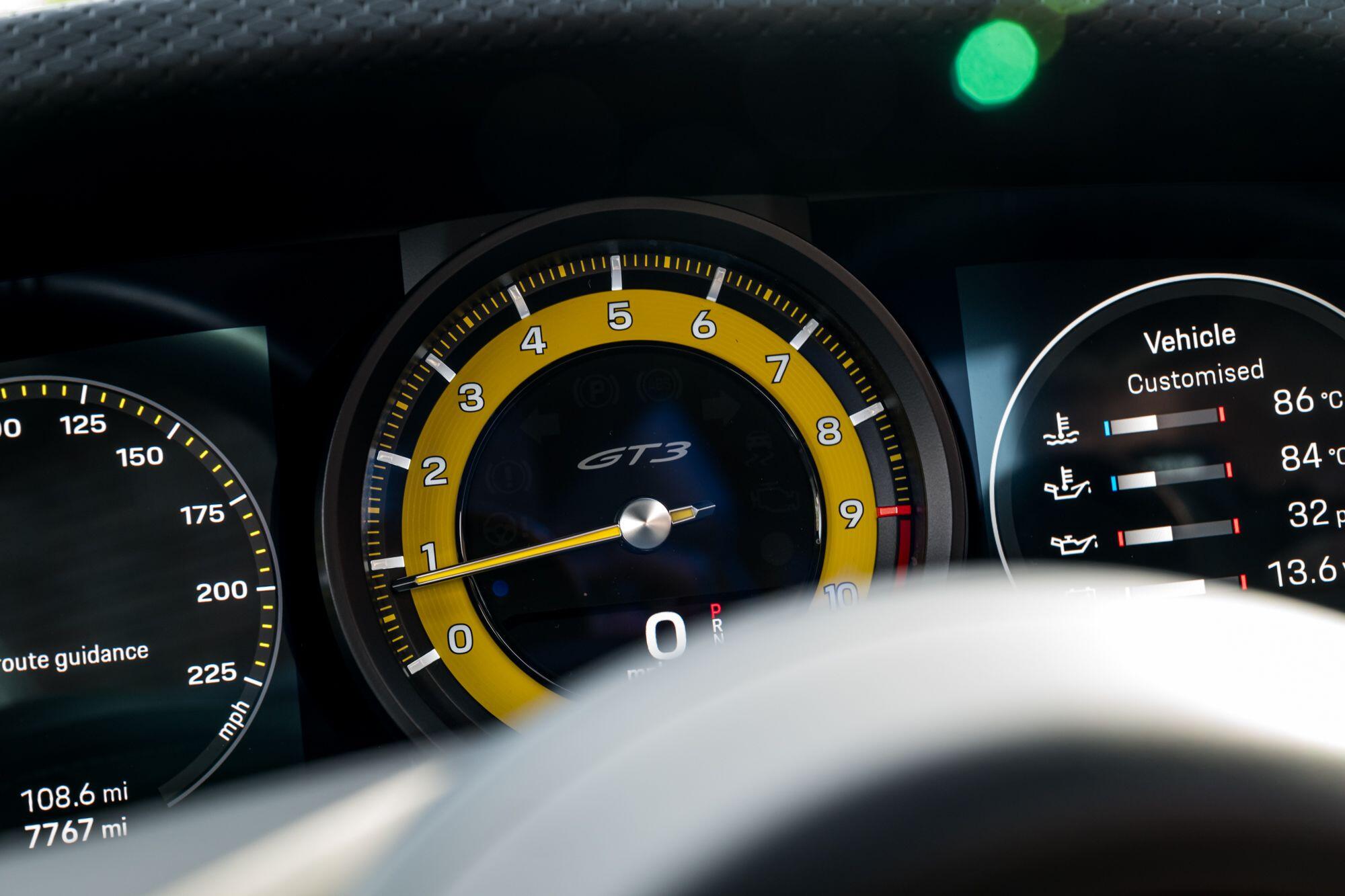 Porsche 911 view 68