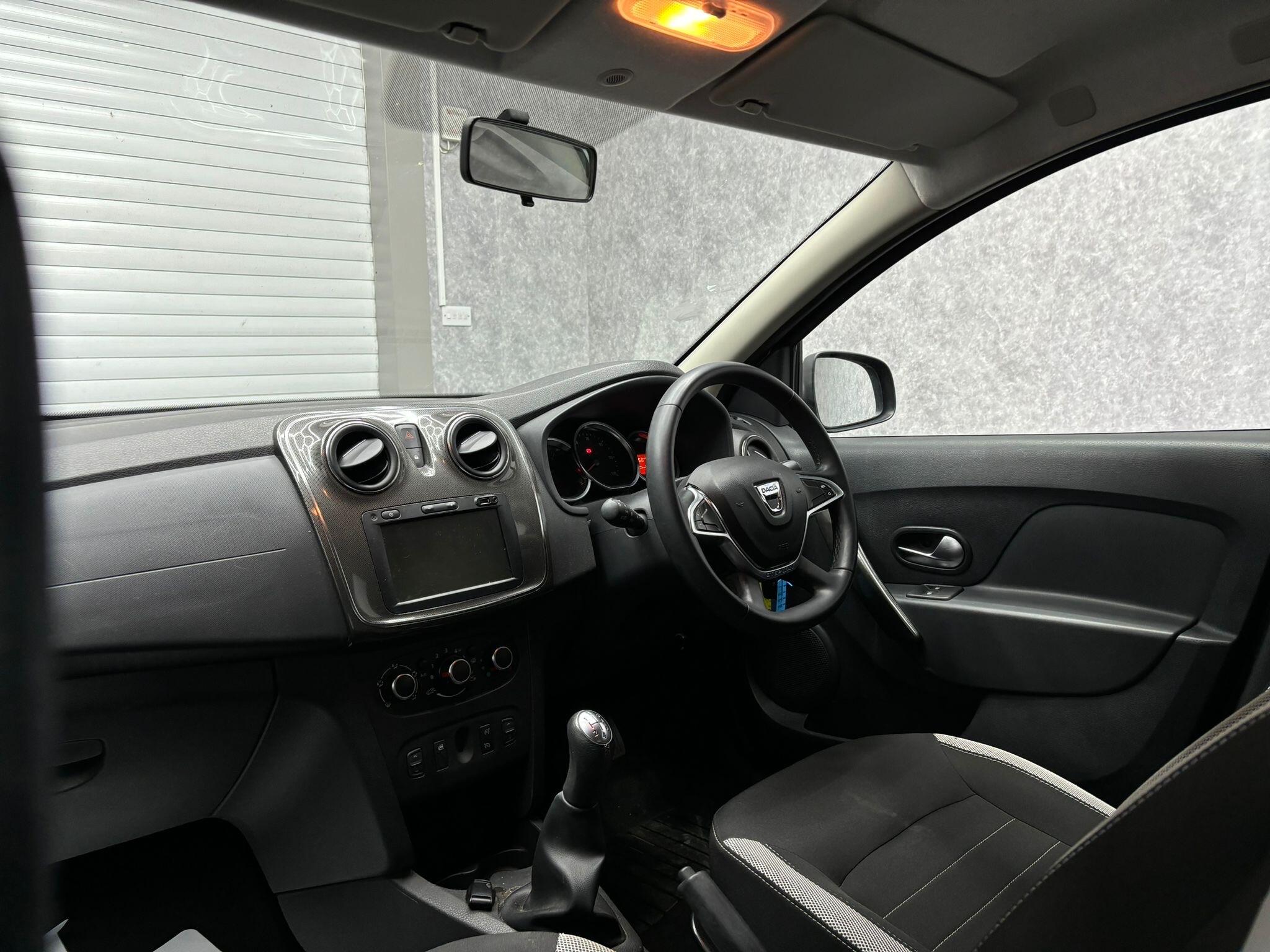 Dacia Sandero Stepway view 7
