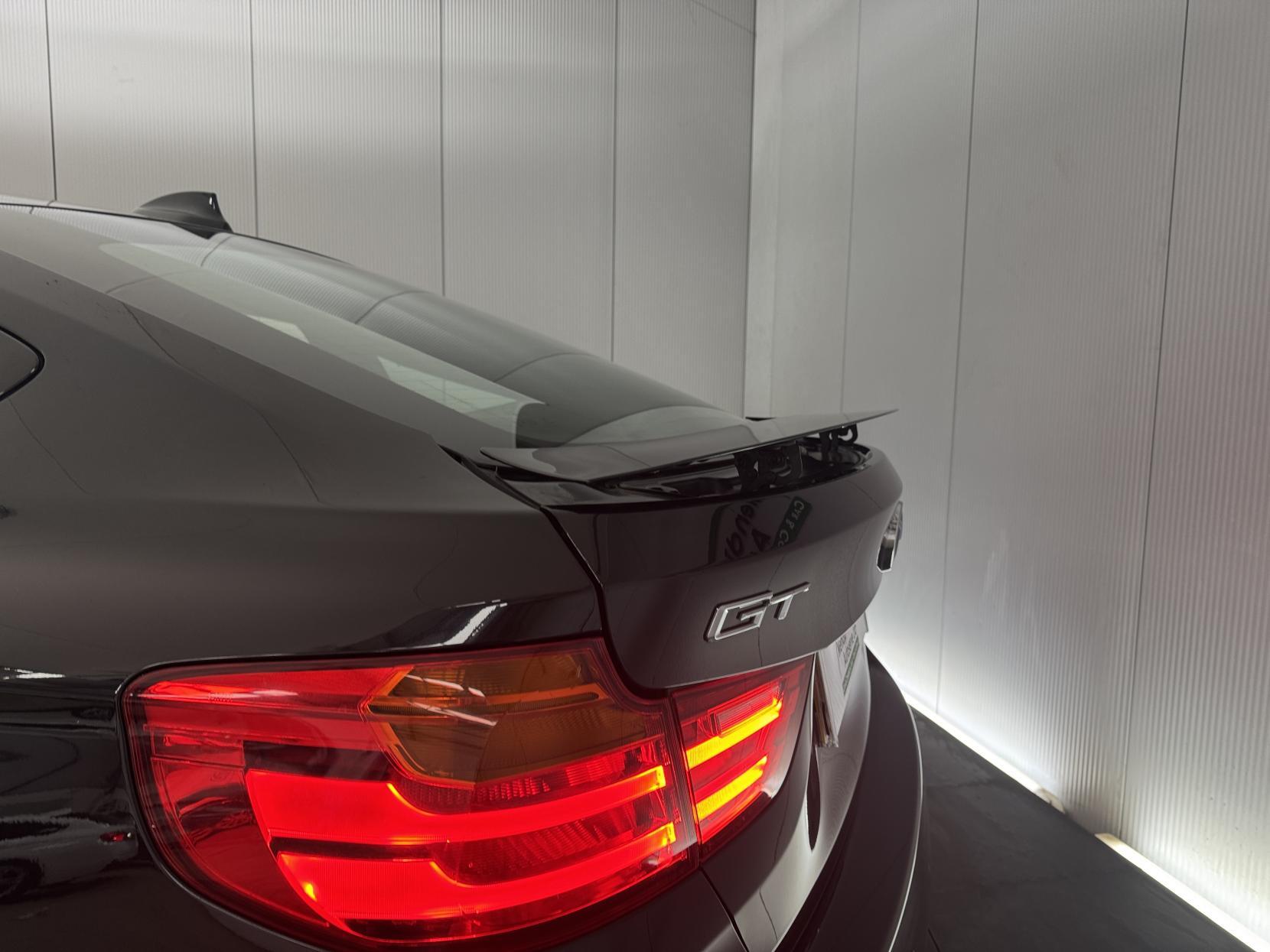 BMW 3 Series Gran Turismo view 72