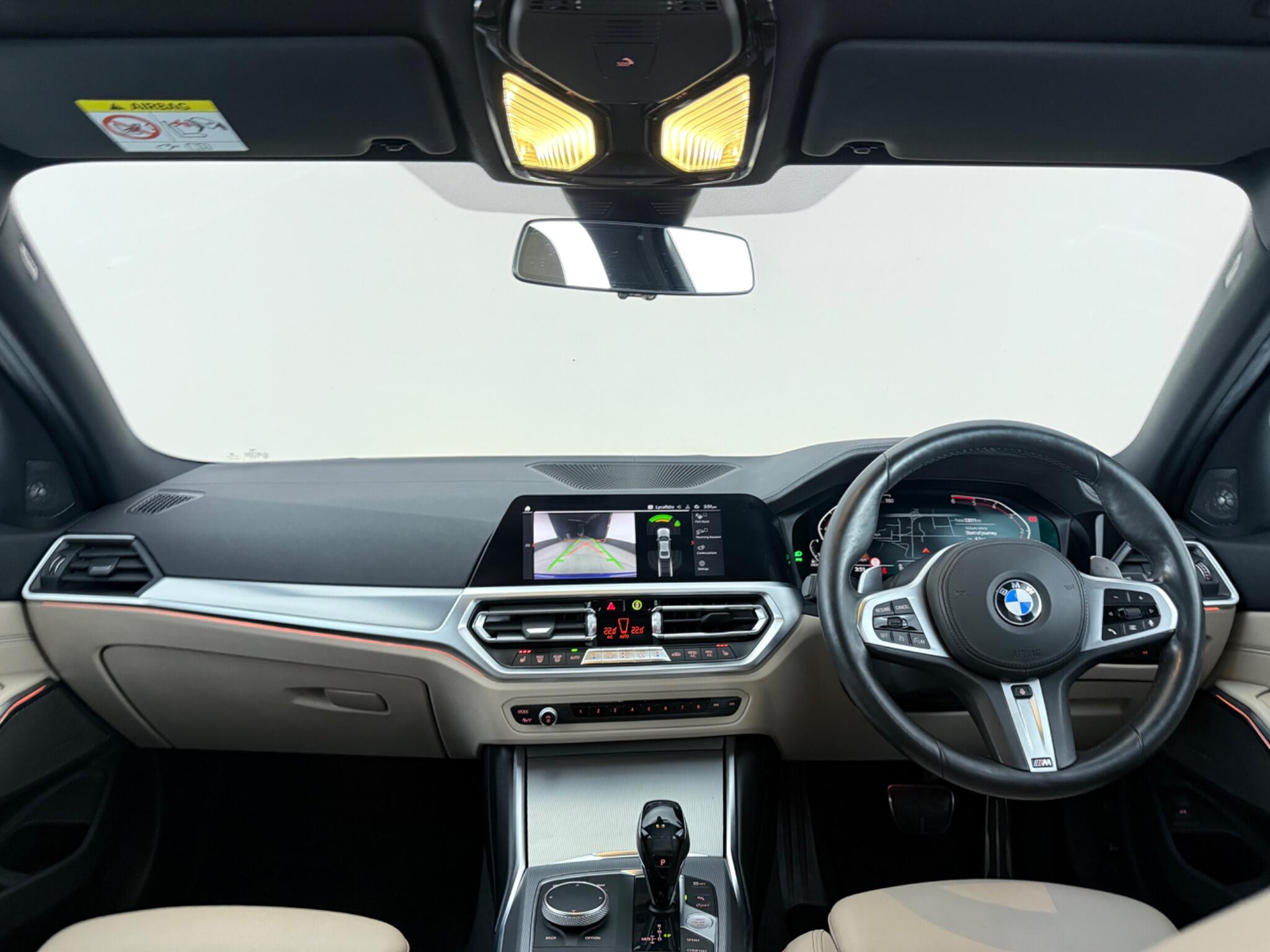 BMW 3 Series view 19