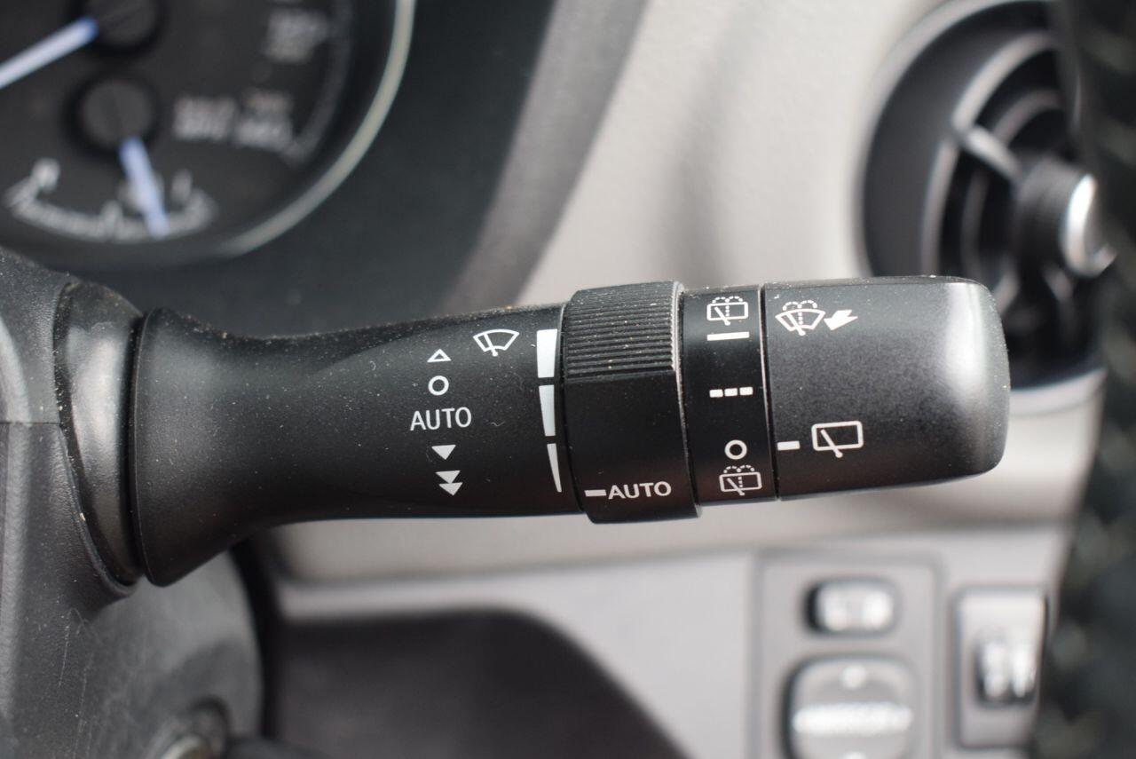 Toyota Yaris view 26
