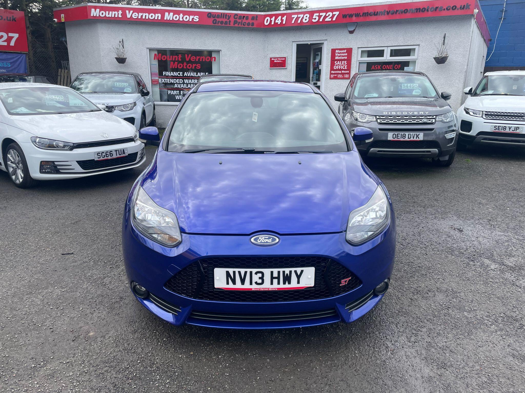 Ford Focus view 13