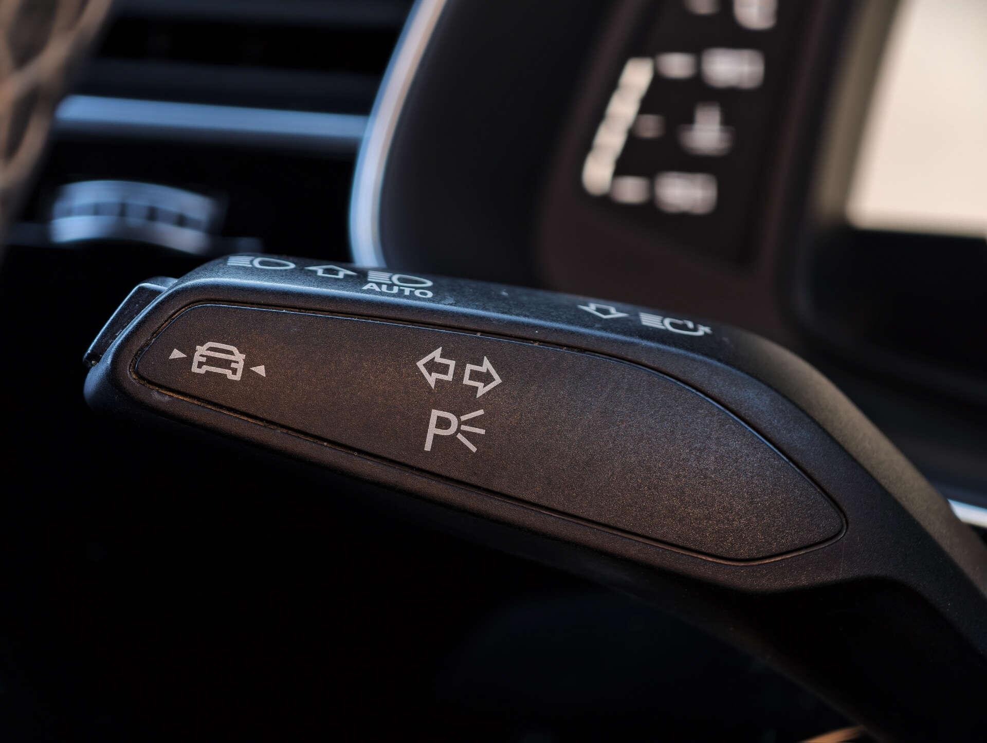 Audi SQ7 view 41