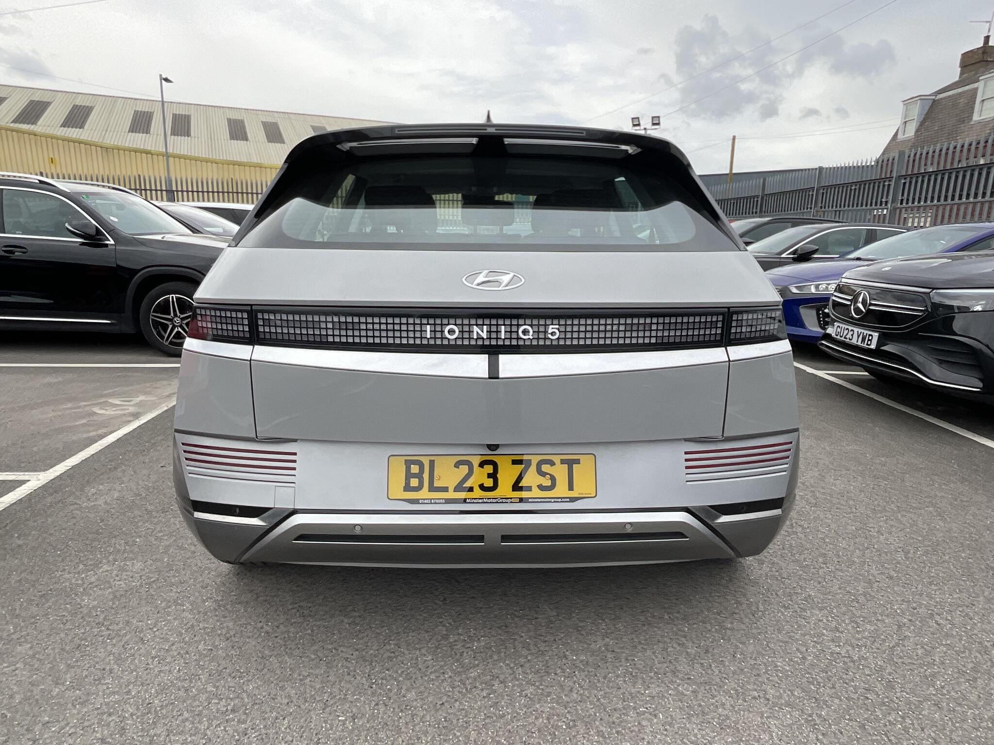 Audi A6 view 24