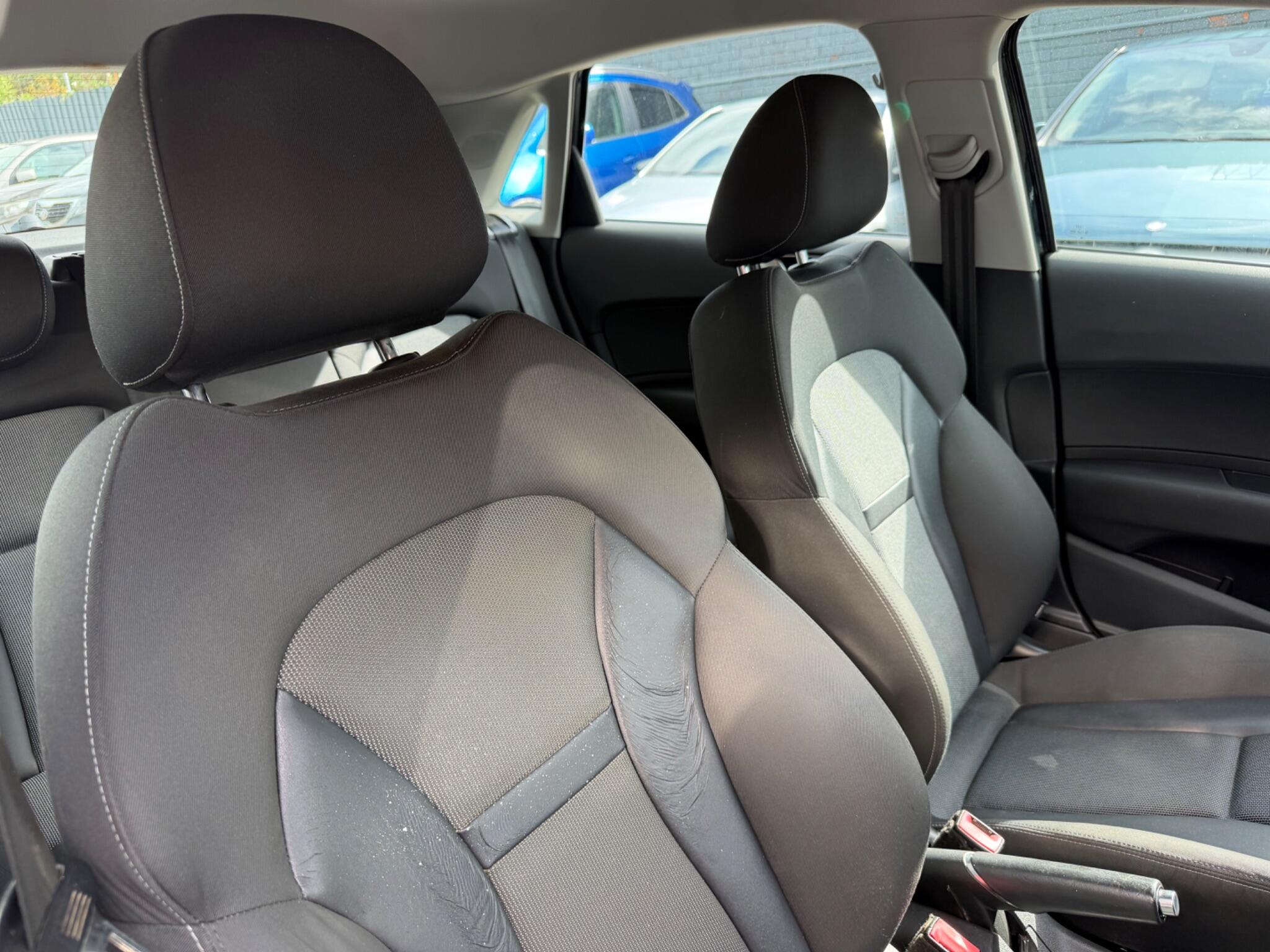 Audi A1 view 12