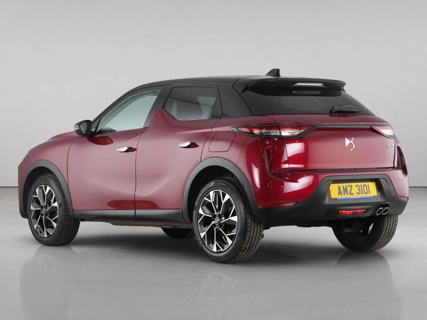 DS Automobiles DS 3 view 6