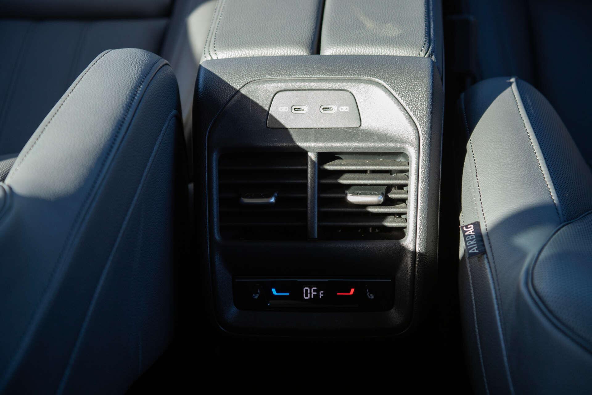 Skoda Superb view 51