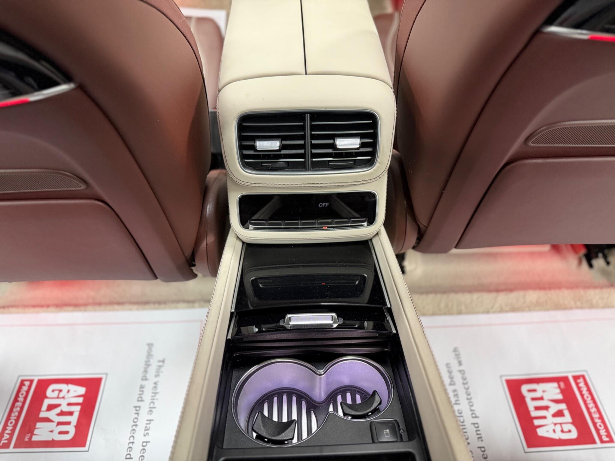 Mercedes-Benz GLS view 19