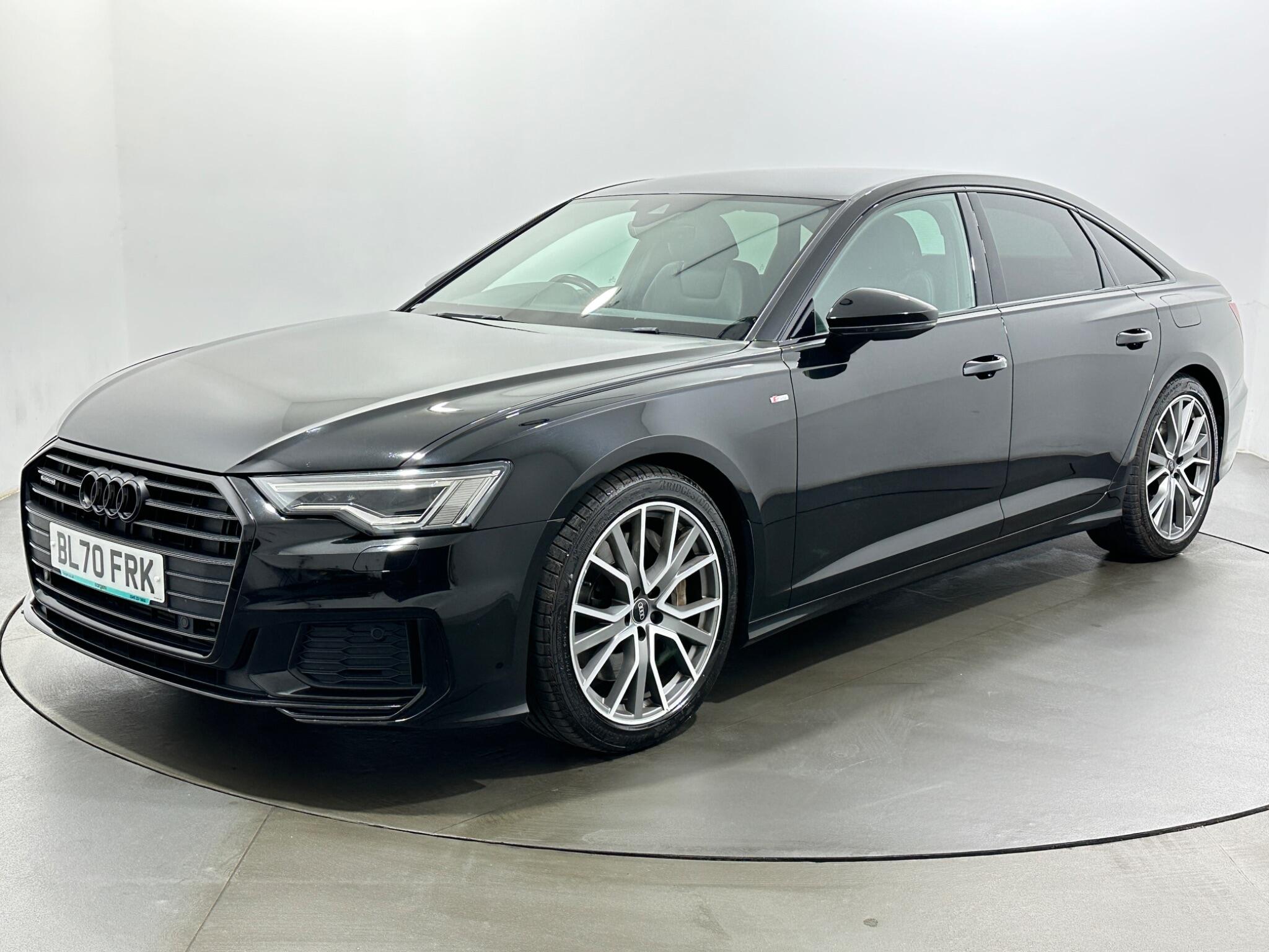 Audi A6 Saloon view 4