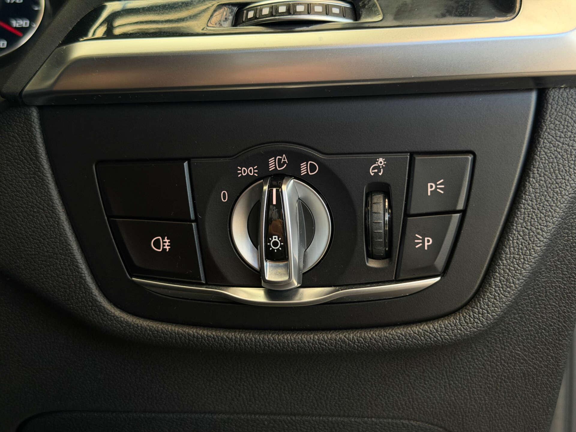 BMW X4 M view 40